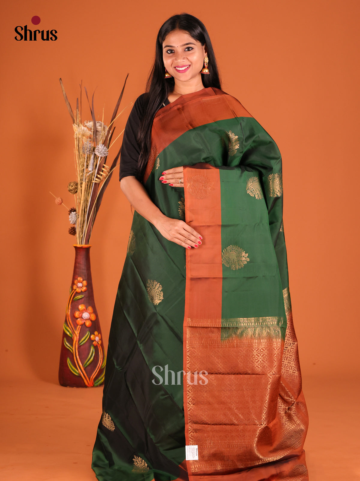 Green & Rust Softsilk-halfpure Saree with contrast zari brocade pallu - Shop on Shrus.com