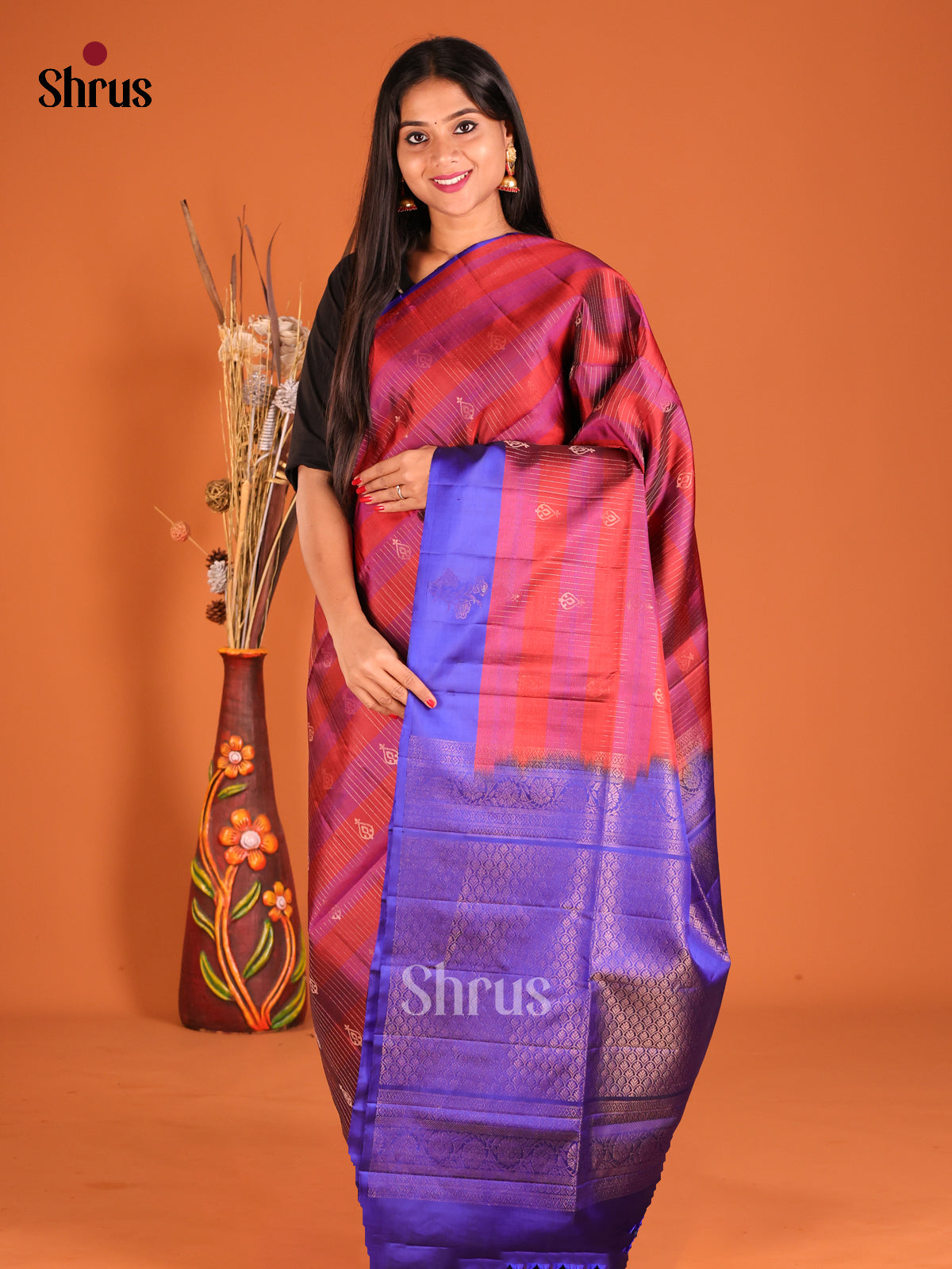 DHS01119 - Soft Silk Saree - Shop on Shrus.com