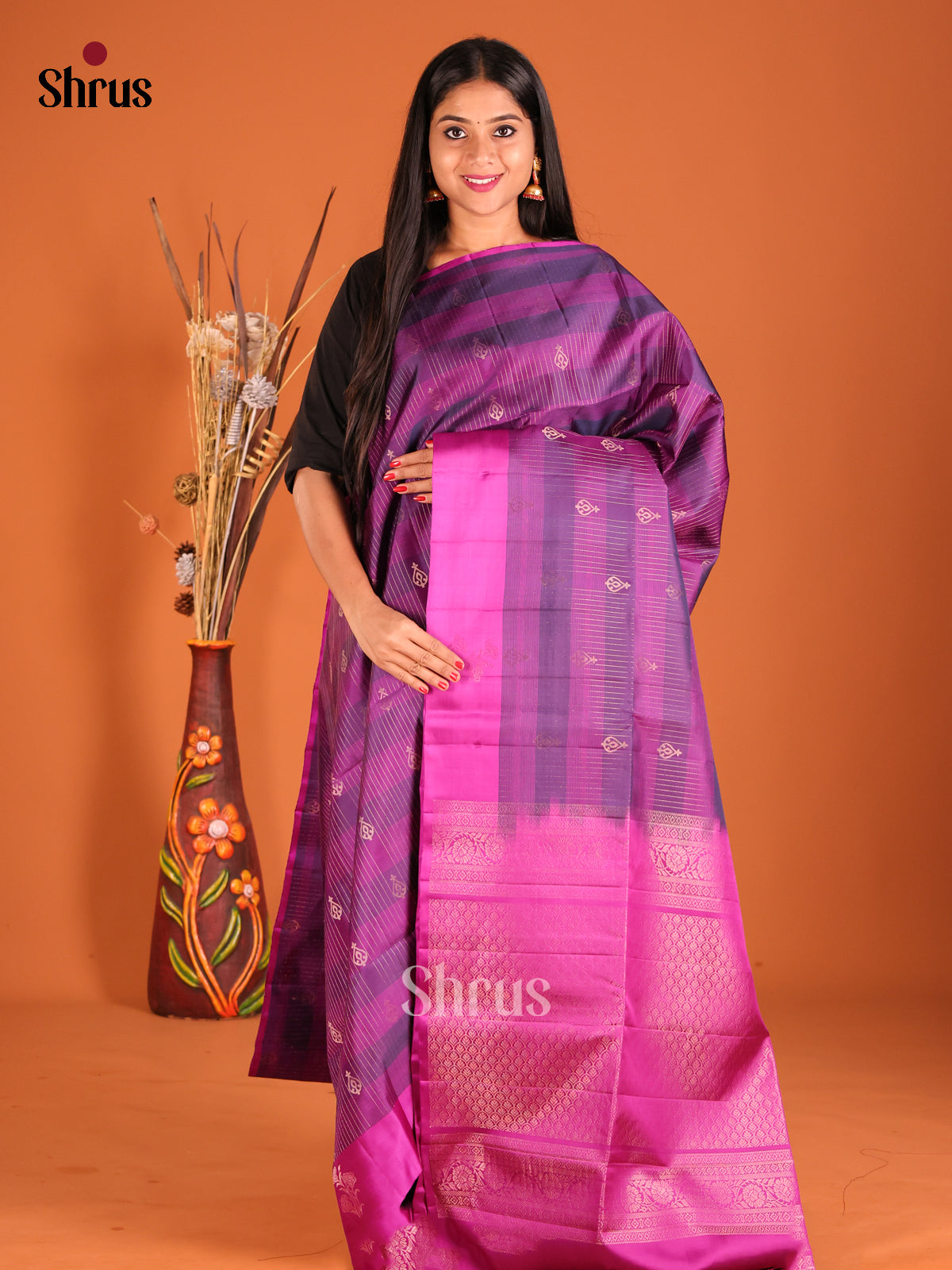 DHS01123 - Soft Silk Saree - Shop on Shrus.com