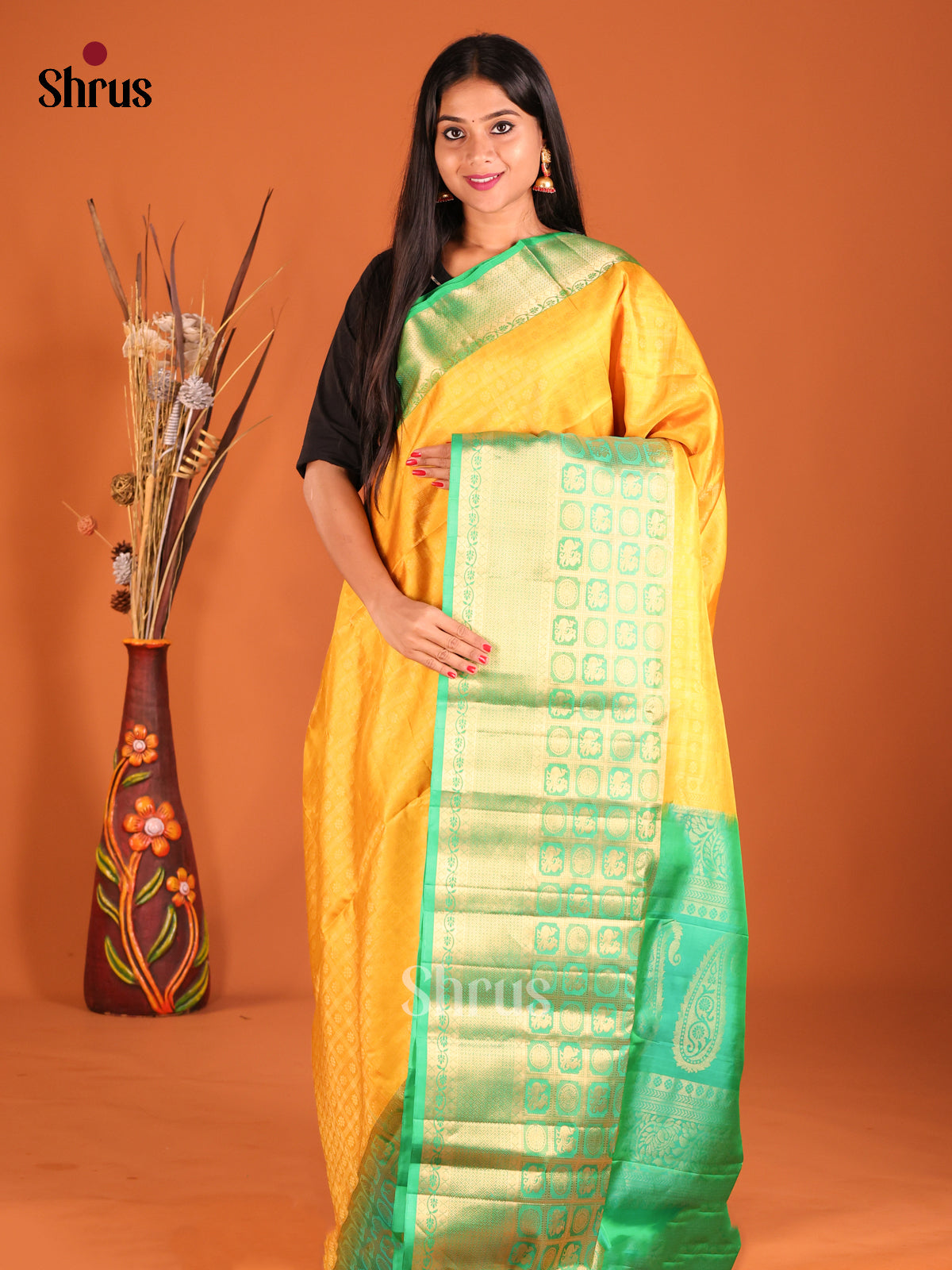 DHS01141 - Soft Silk Saree - Shop on Shrus.com