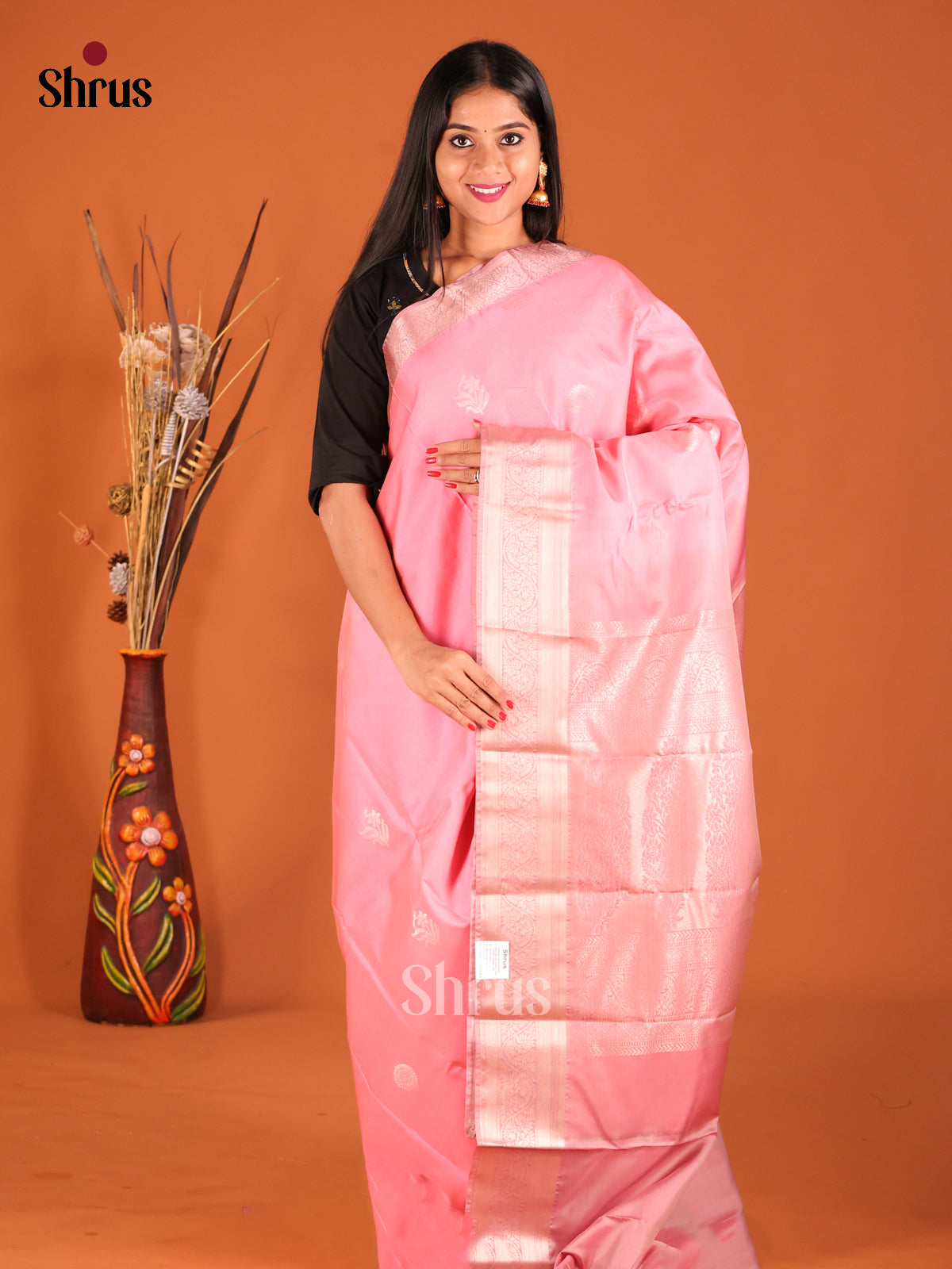 Pink single Tone Softsilk-halfpure Saree with zari floral buttas