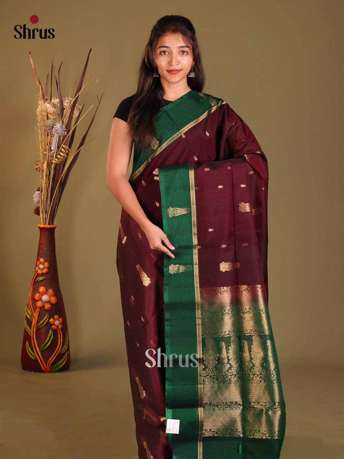 Maroon & Green Silk Cotton Saree with gold zari paisleys buttas - Shop on Shrus.com