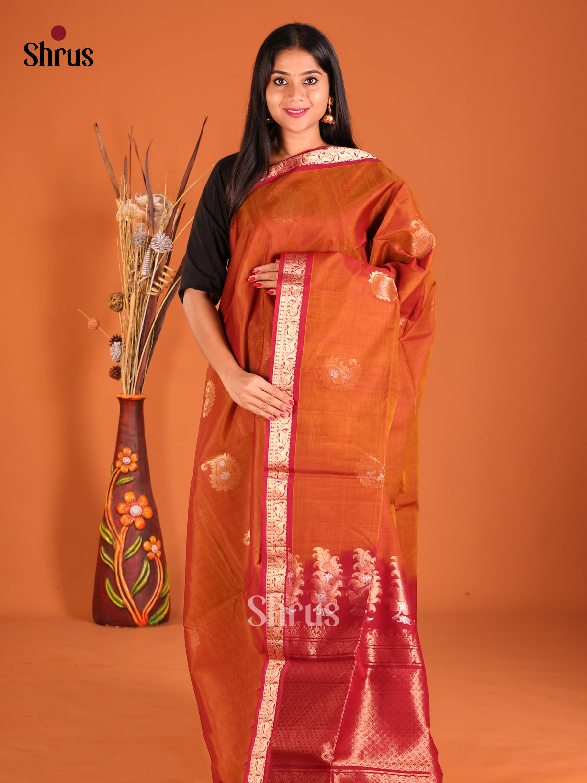 Rust & Maroon Silk Cotton Saree with zari paisleys motifs - Shop on Shrus.com