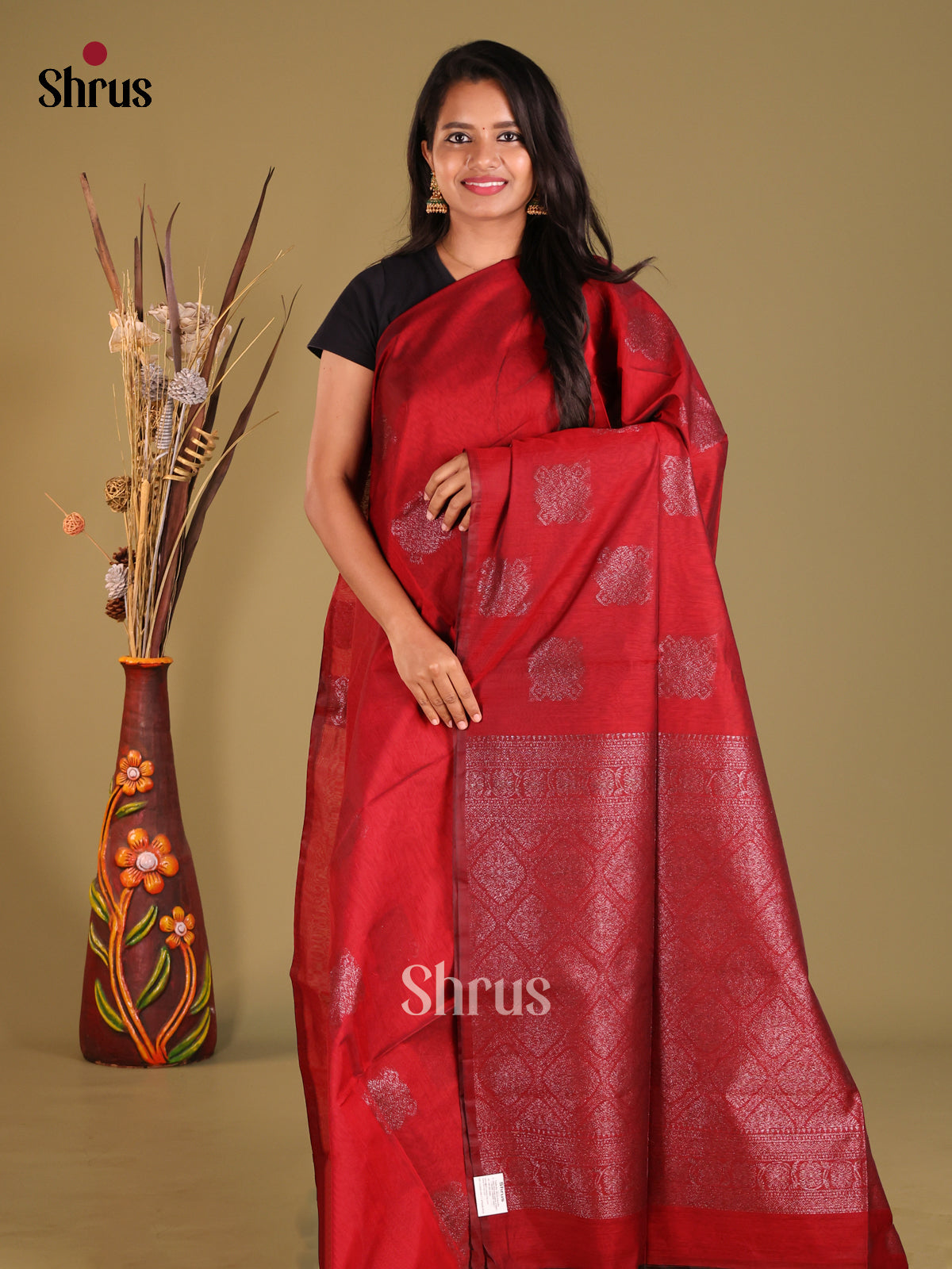 Red- Semi Silkcotton Saree - Shop on Shrus.com