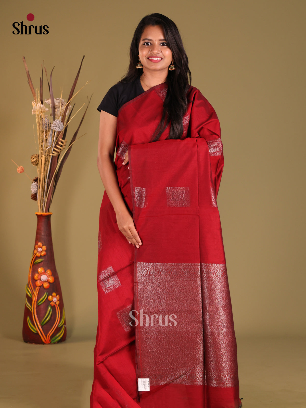 Red- Semi Silkcotton Saree - Shop on Shrus.com