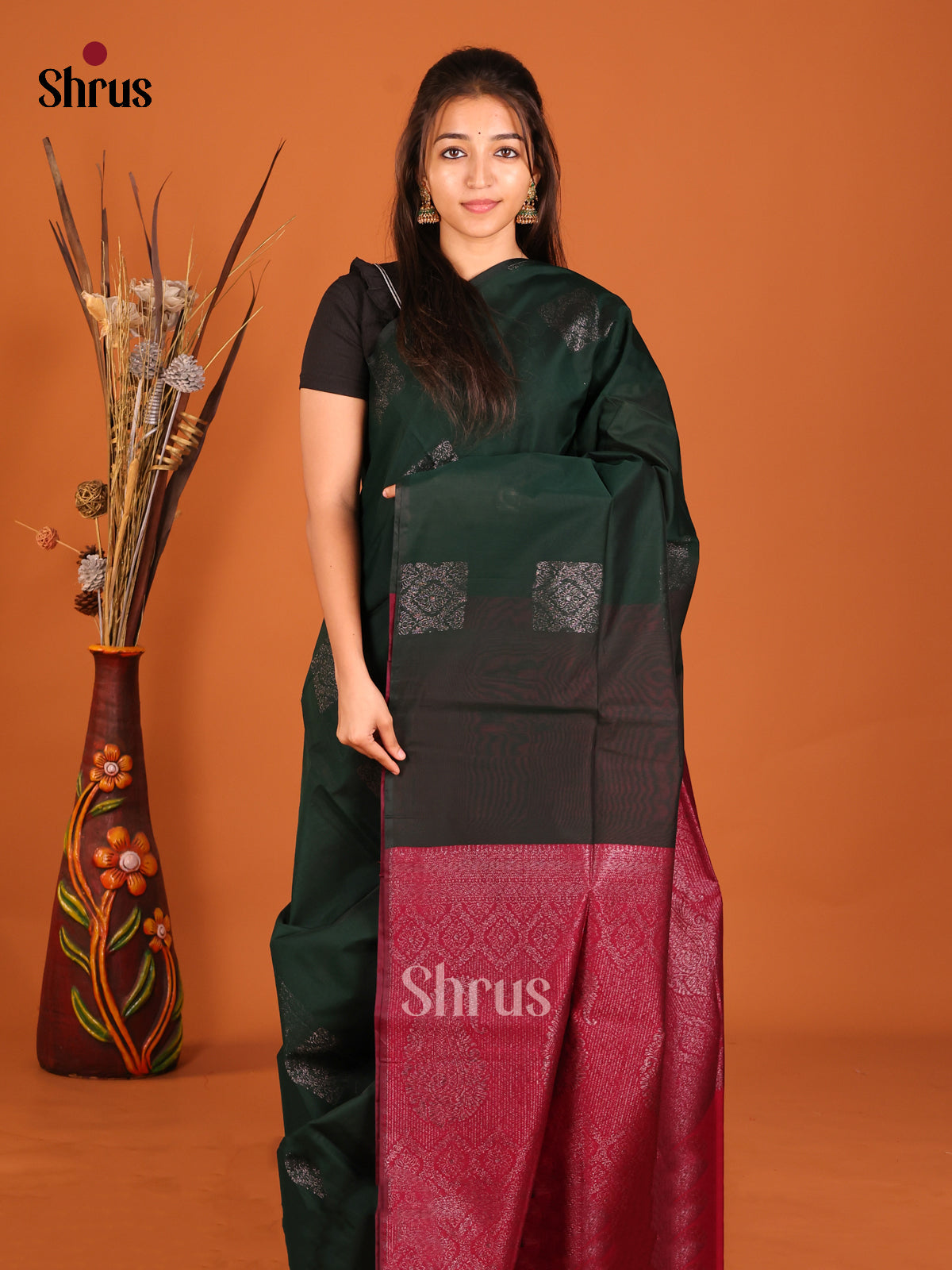 DHS02275 - Semi Silkcotton Saree - Shop on Shrus.com