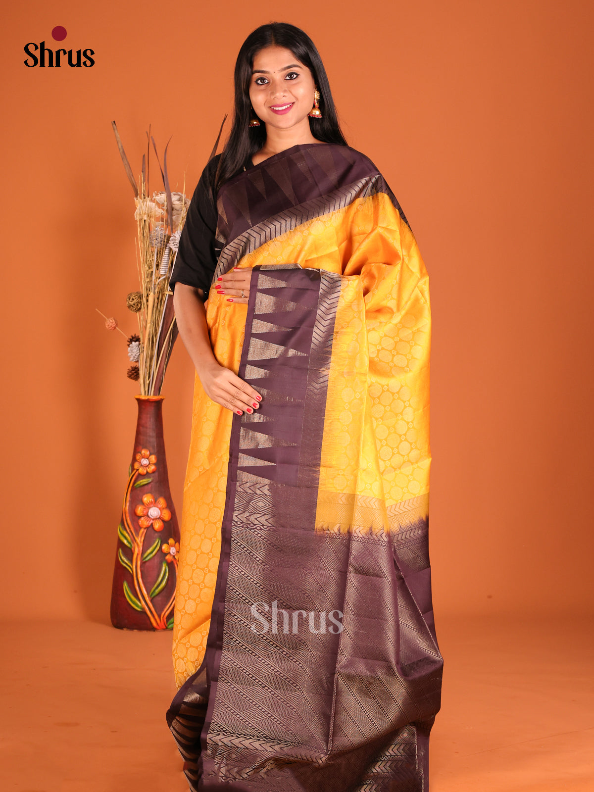 DHS04006 - Soft Silk Saree - Shop on Shrus.com