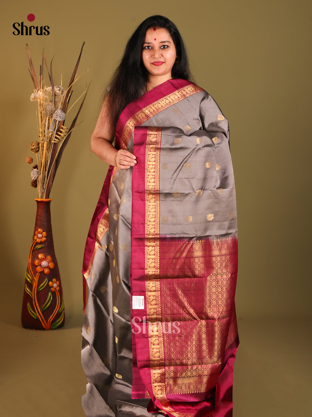 DHS04008 - Soft Silk Saree - Shop on Shrus.com