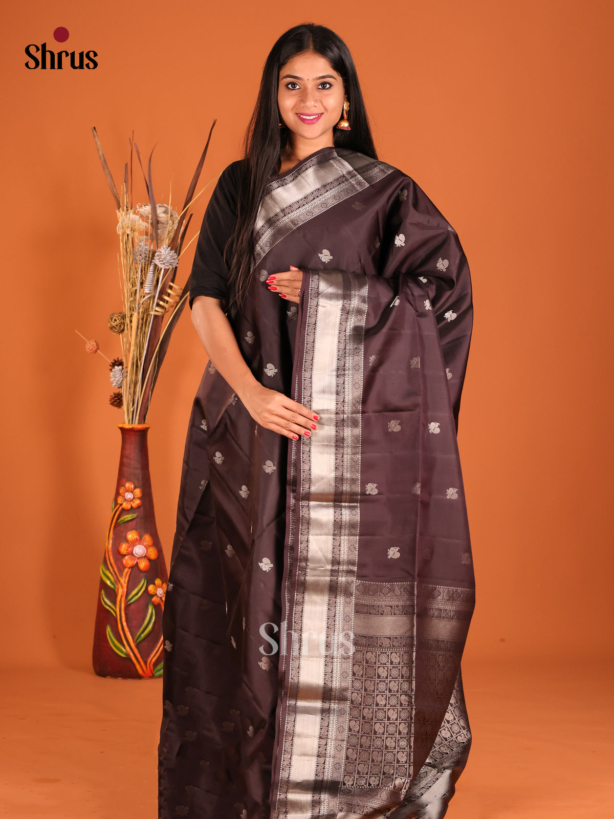 DHS04013 - Soft Silk Saree - Shop on Shrus.com
