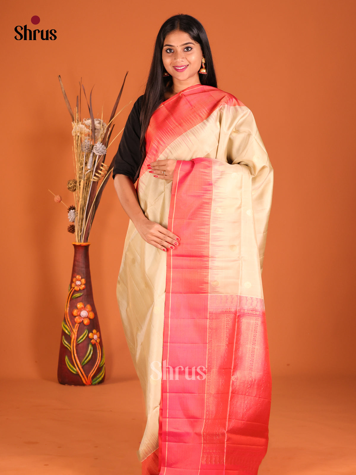 DHS04028 - Soft Silk Saree - Shop on Shrus.com