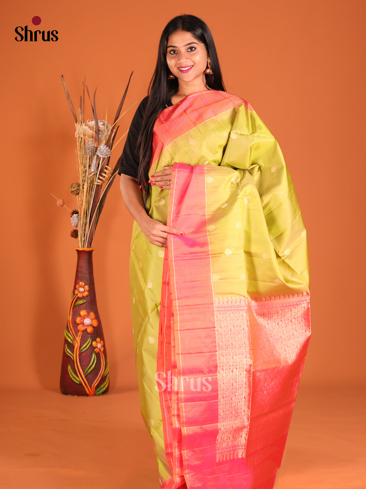 DHS04034 - Soft Silk Saree - Shop on Shrus.com