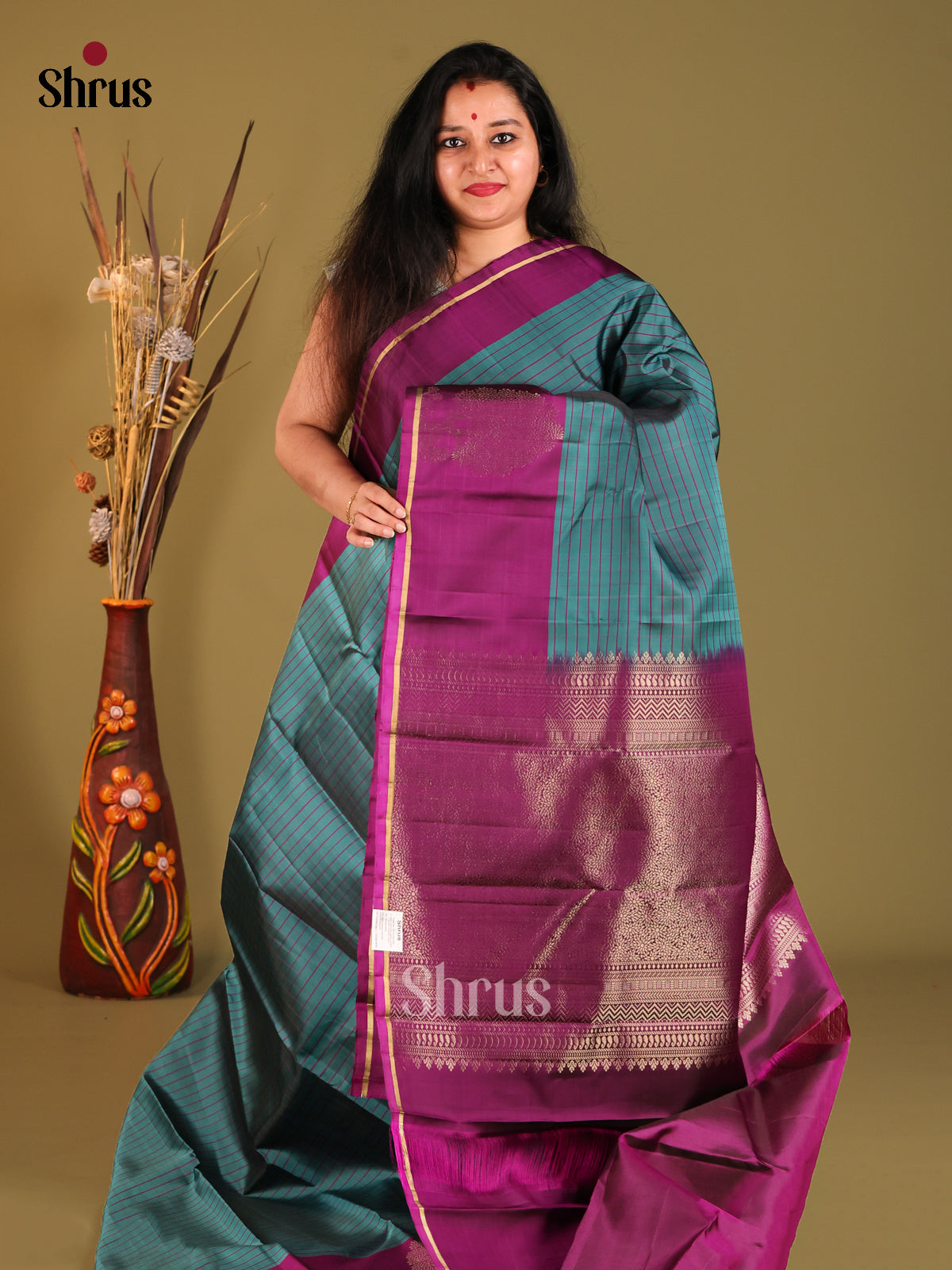 DHS04049 - Soft Silk Saree - Shop on Shrus.com