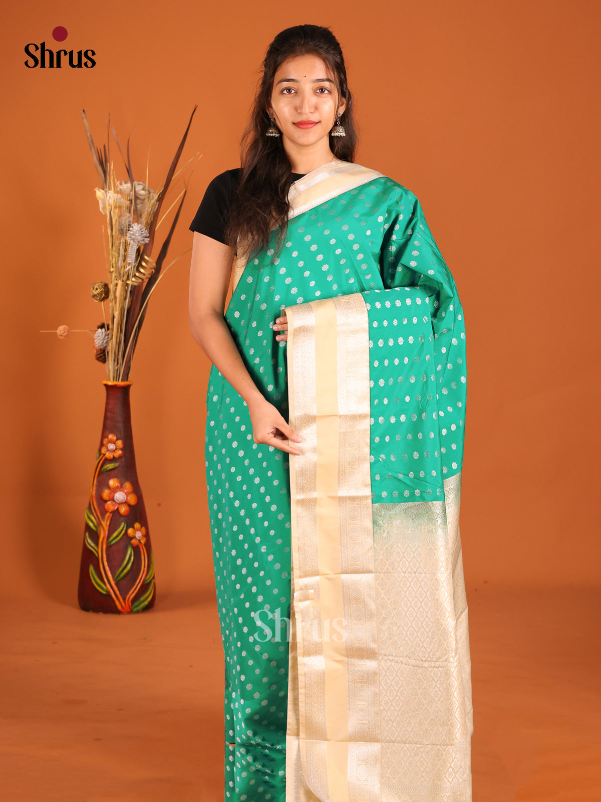 DHS04124 - Semi Kanchipuram Saree - Shop on Shrus.com