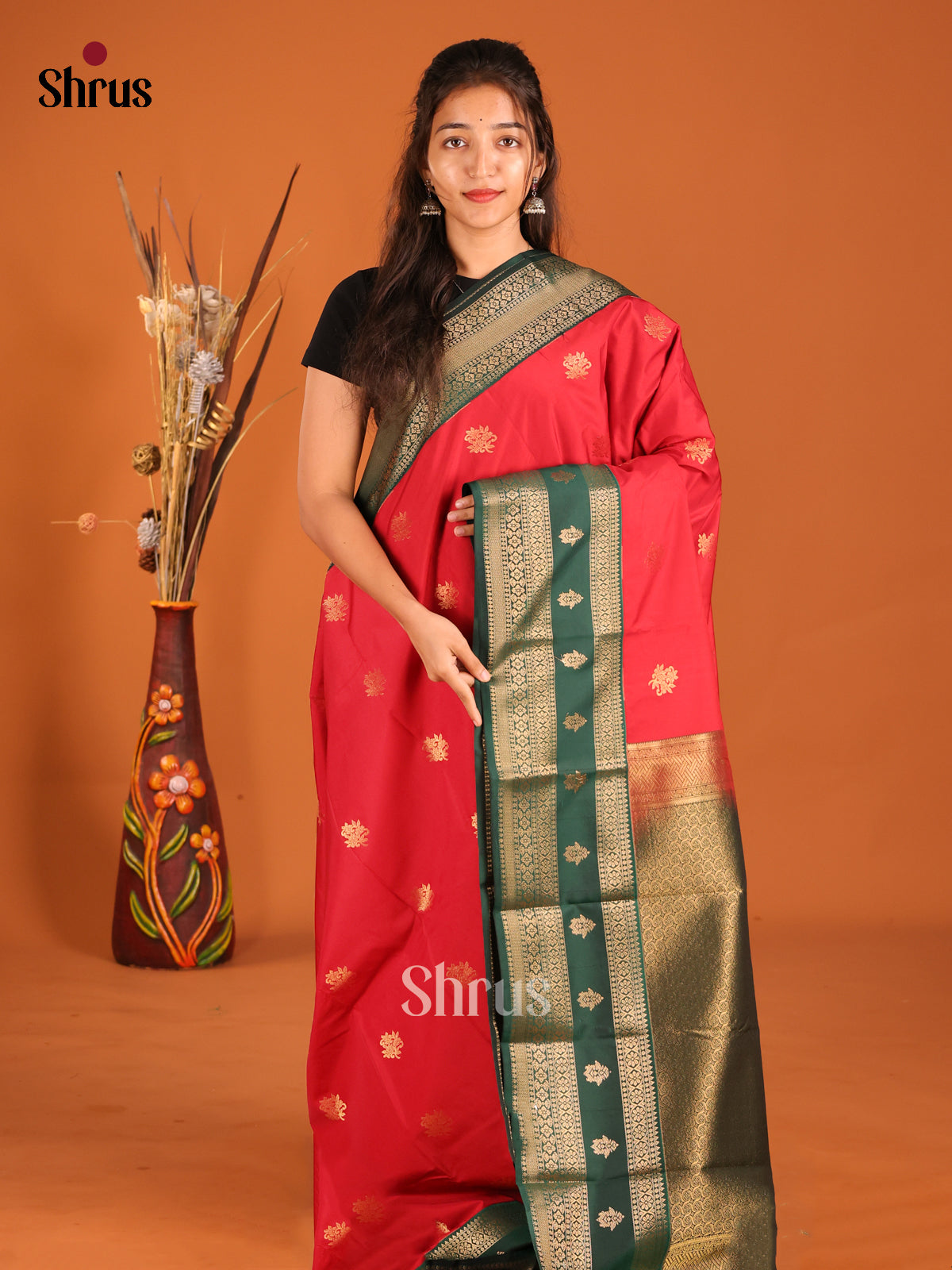 Red & Green - Semi Kanchipuram Saree