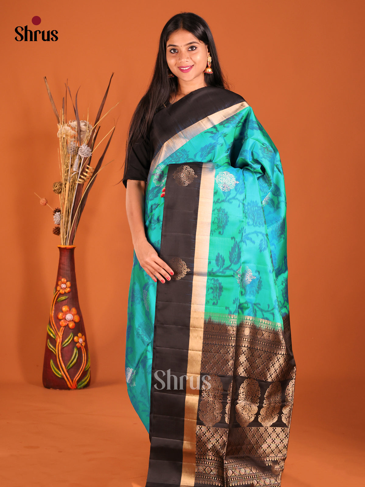 DHS04326 - Soft Silk Saree - Shop on Shrus.com