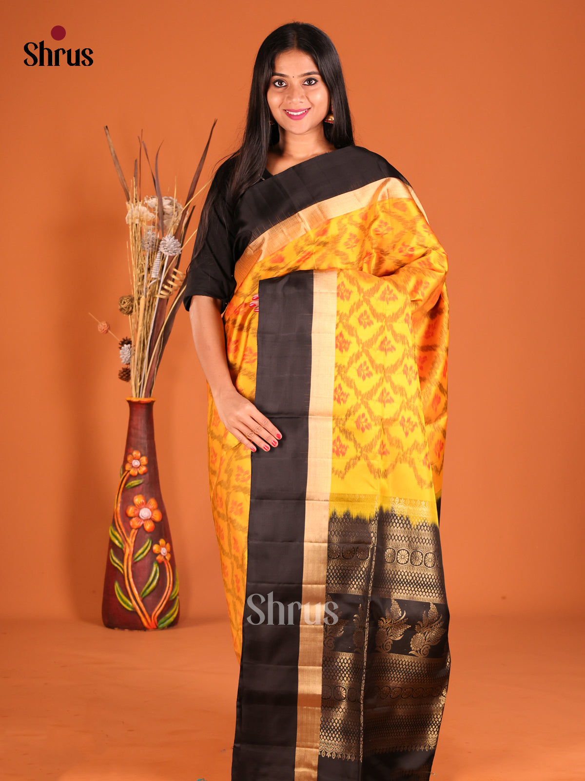 DHS04341 - Soft Silk Saree - Shop on Shrus.com