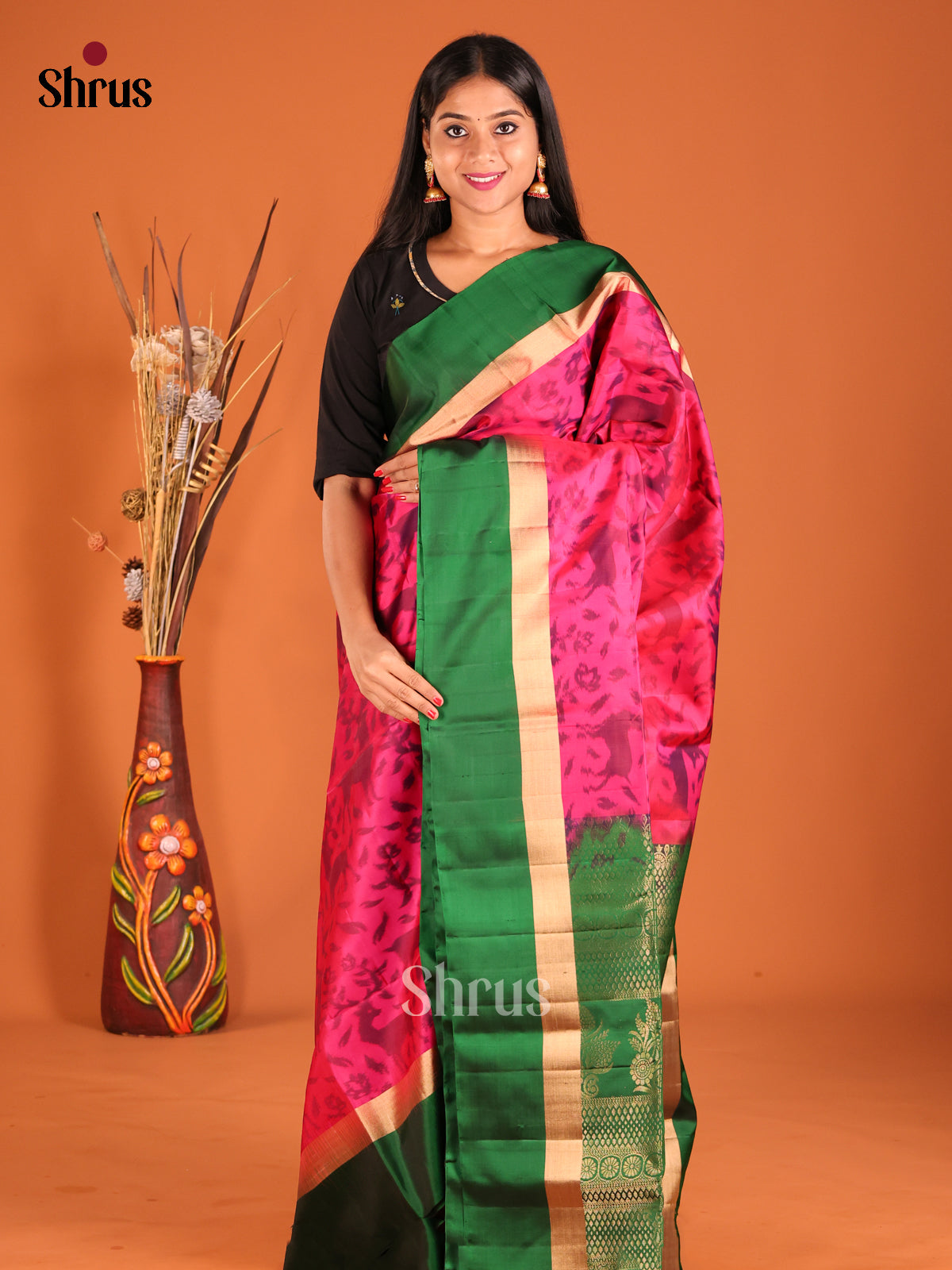 DHS04344 - Soft Silk Saree - Shop on Shrus.com