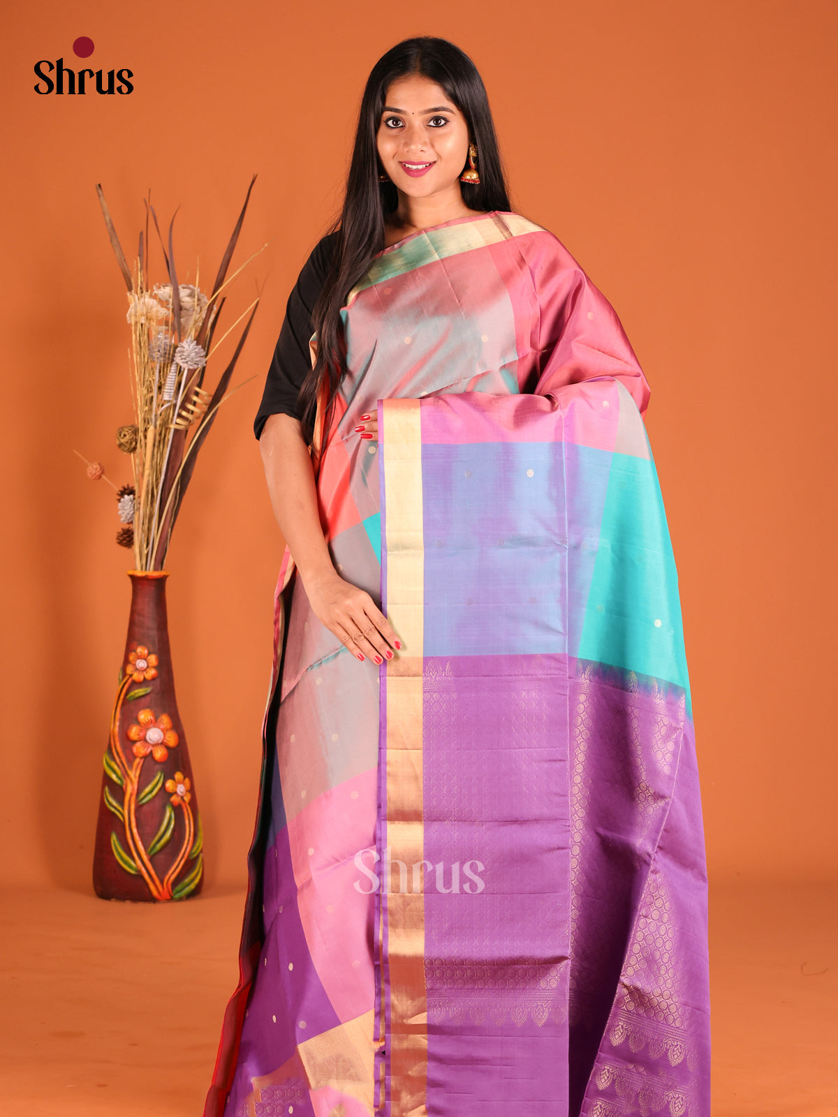 DHS04349 - Soft Silk Saree - Shop on Shrus.com