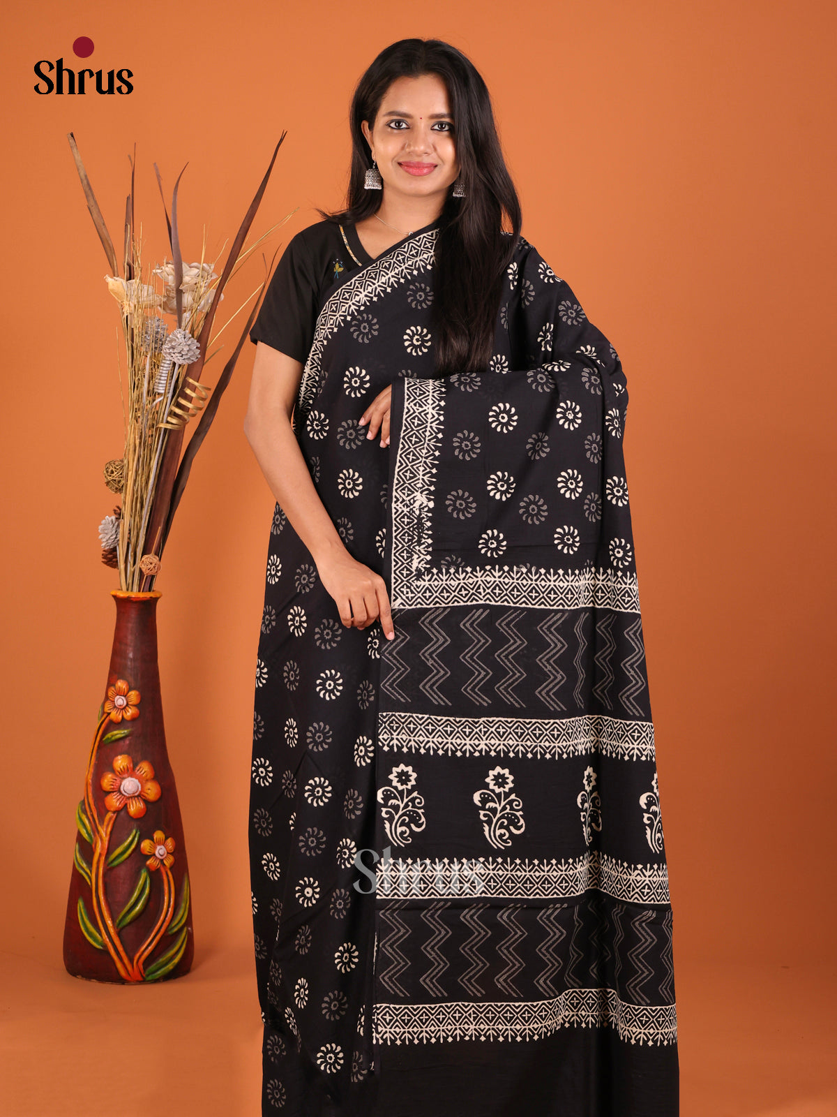 Black- Jaipur cotton Saree - Shop on Shrus.com