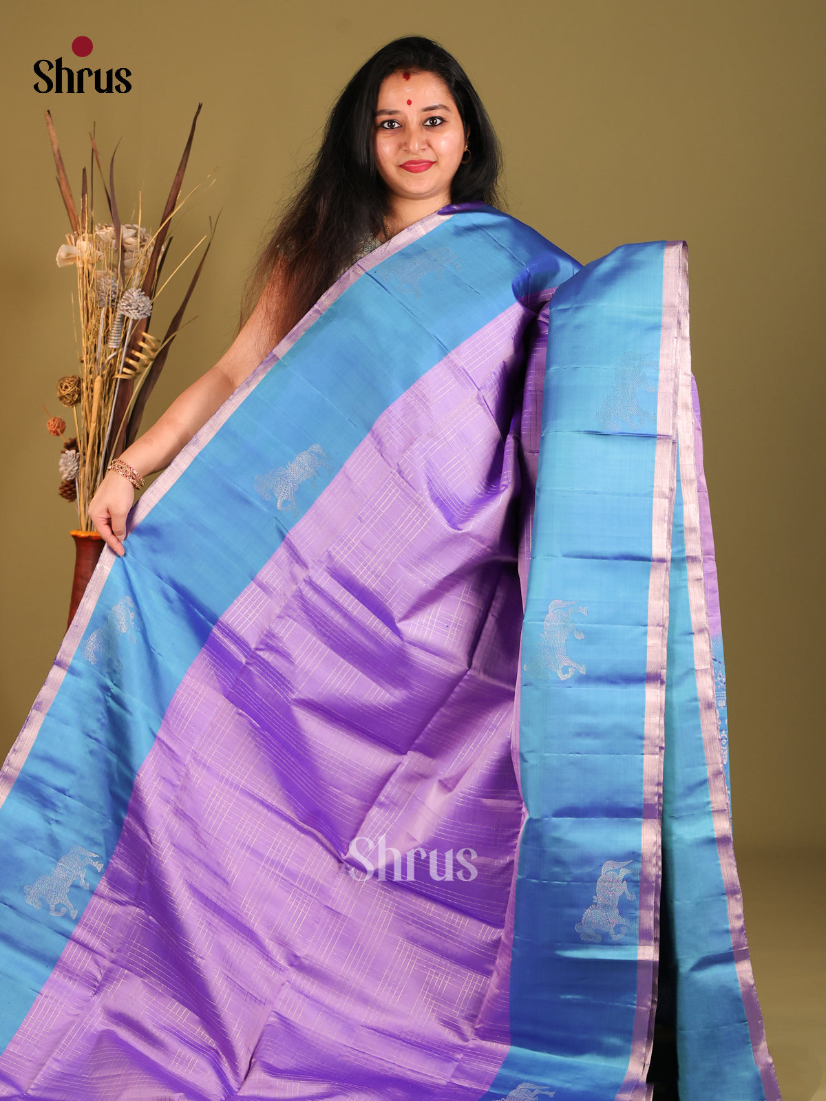 Chic Lavender Soft Silk with zari Checks & BLue Border With horse motifs -1