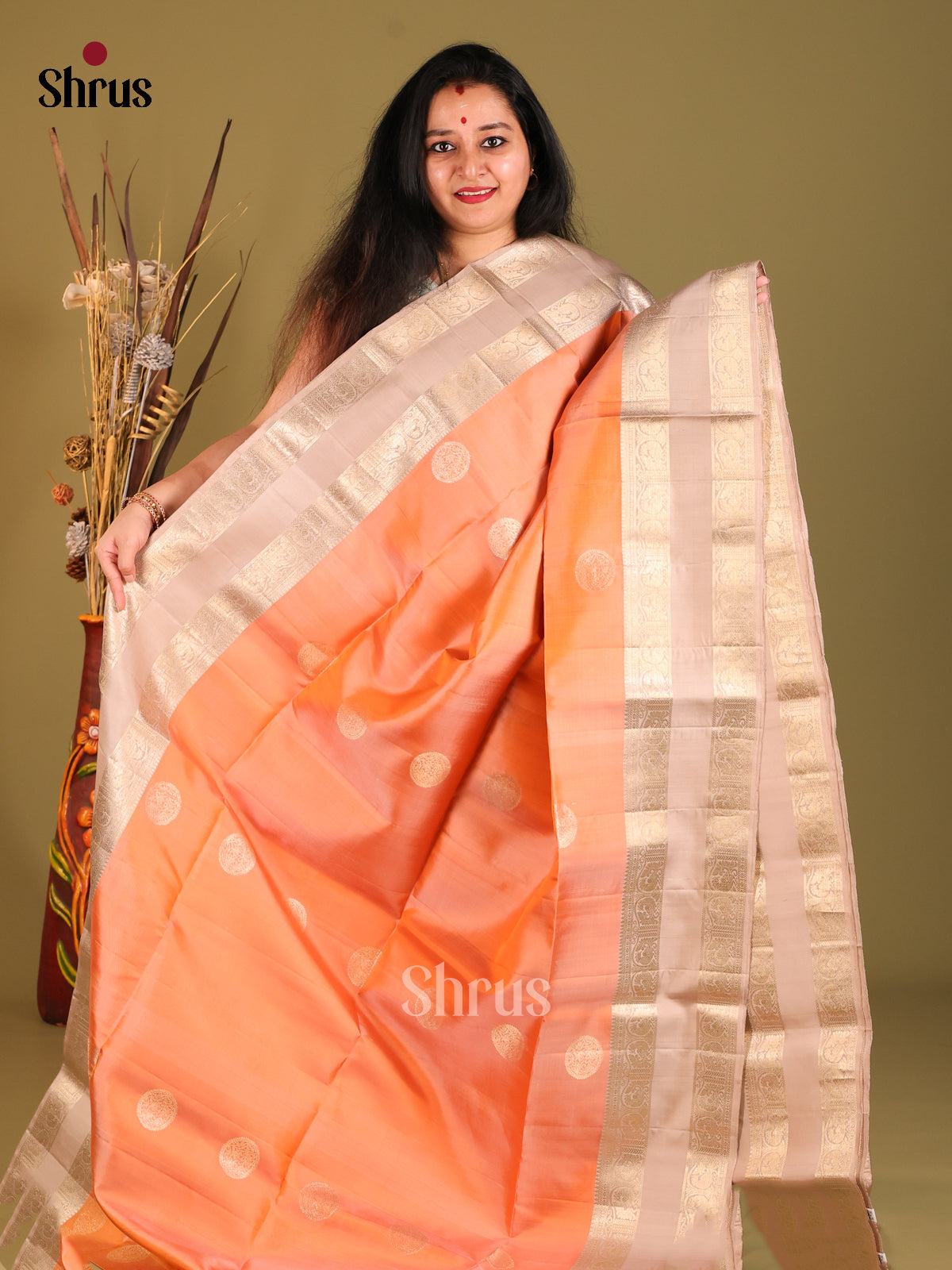 Breezy Peach Soft Silk Saree with Circular Motifs & Dusty Pink rettaipet zari border