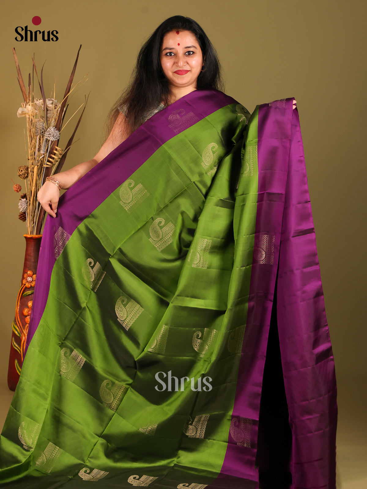 DHS05260 - Softsilk-halfpure Saree - Shop on Shrus.com