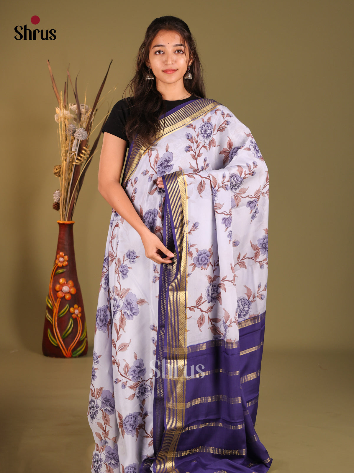 Exquisite Lavender Printed Mysore Silk Saree With Traditional Blue Border