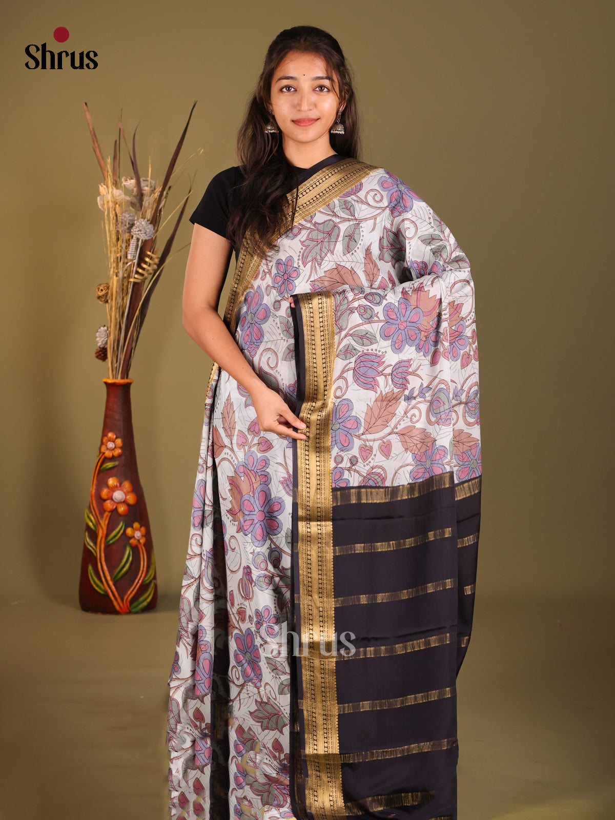 Exquisite Light Grey Printed Mysore Silk Saree With Black Zari PAllu