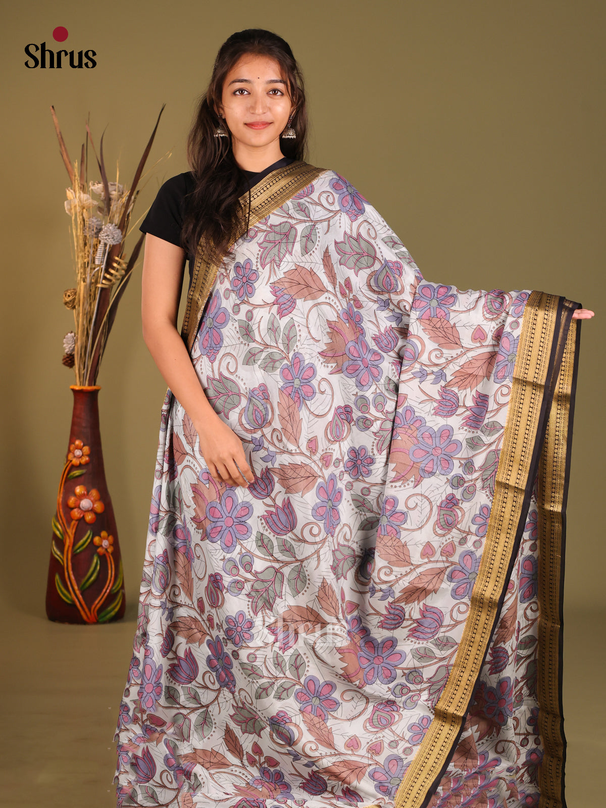 Exquisite Light Grey Printed Mysore Silk Saree With Black Zari PAllu