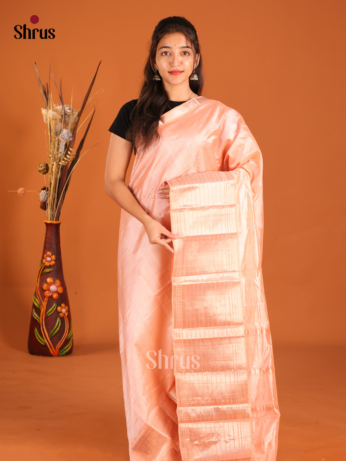 Peach single tone Mangalagiri silkcotton Saree with rich zari border