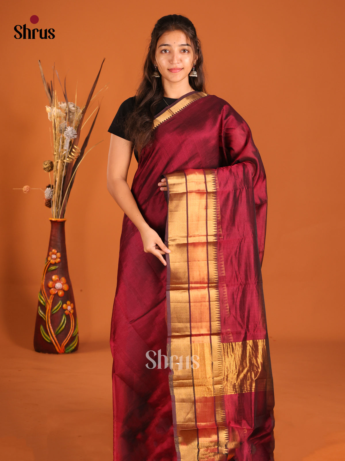 Maroon single tone Mangalagiri silkcotton Saree with self zari border - Shop on Shrus.com