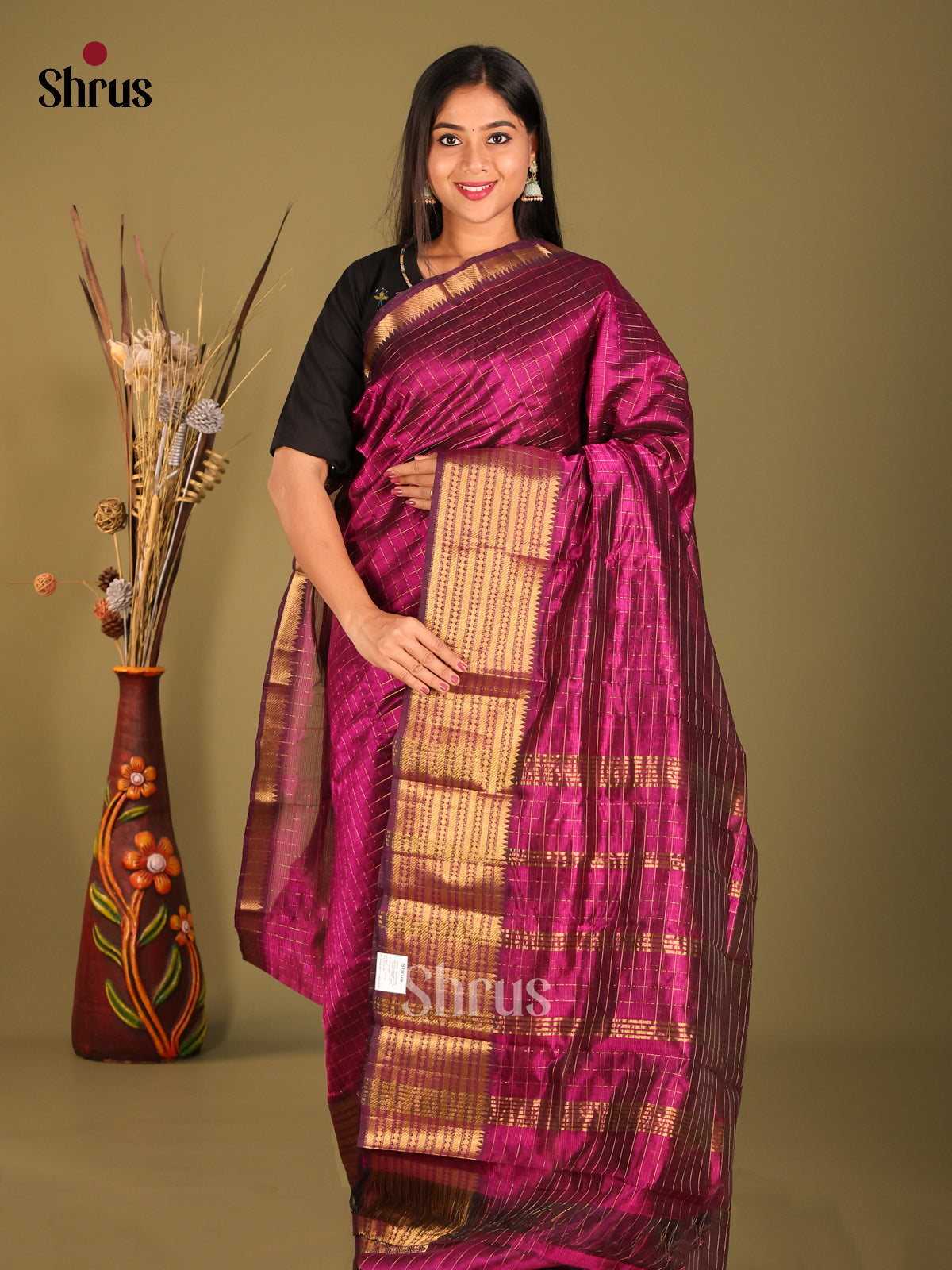 Purple single tone Mangalagiri silkcotton Saree with gold zari border - Shop on Shrus.com