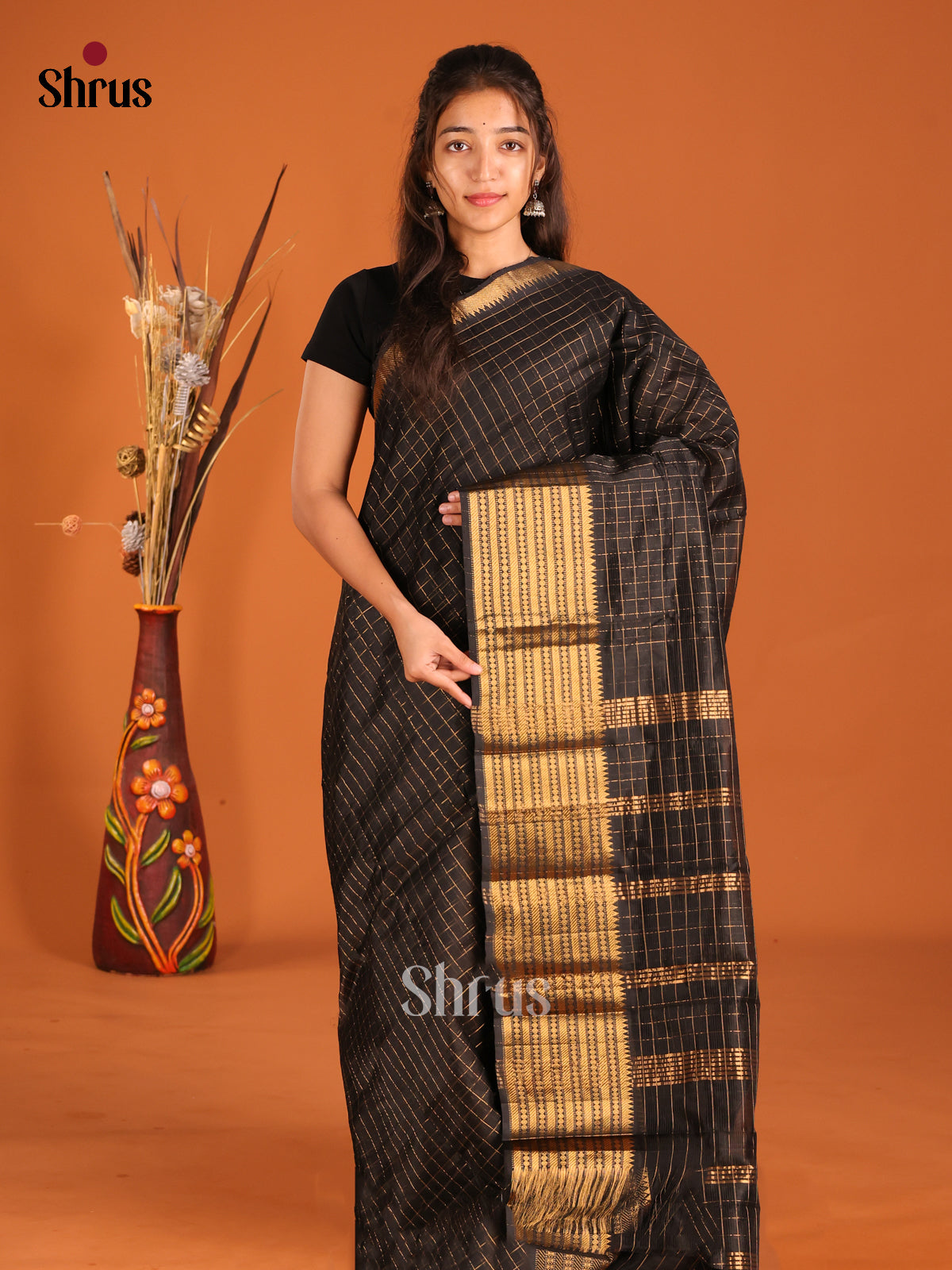 Black Single tone Mangalagiri silkcotton Saree with zari checks