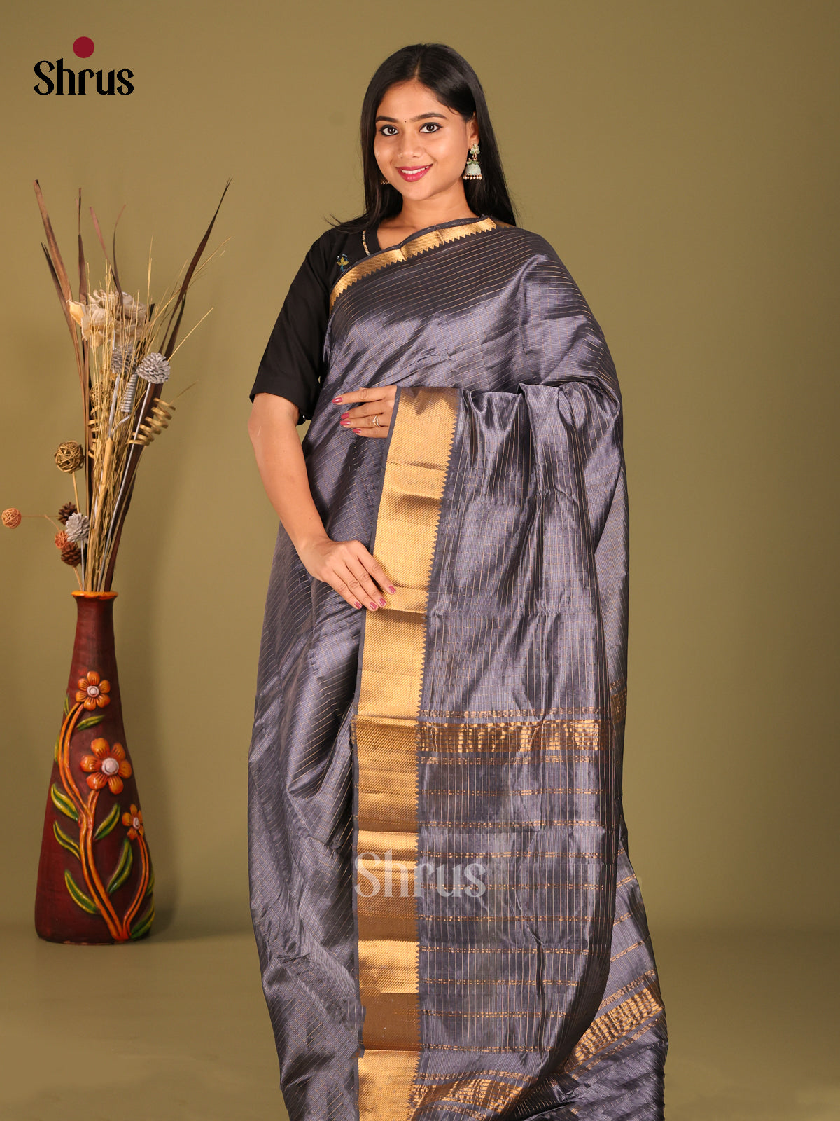 Grey single tone Mangalagiri silkcotton Saree with zari checks