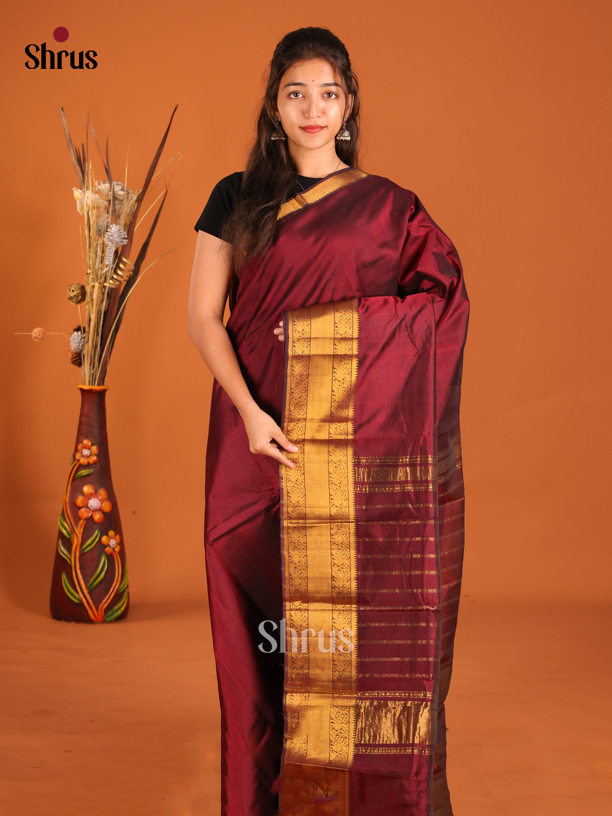 Maroon single Tone Mangalagiri silkcotton Saree with self gold zari border