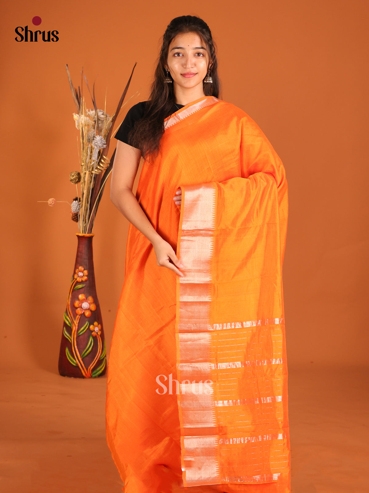 Orange single Tone Mangalagiri silkcotton Saree self zari border