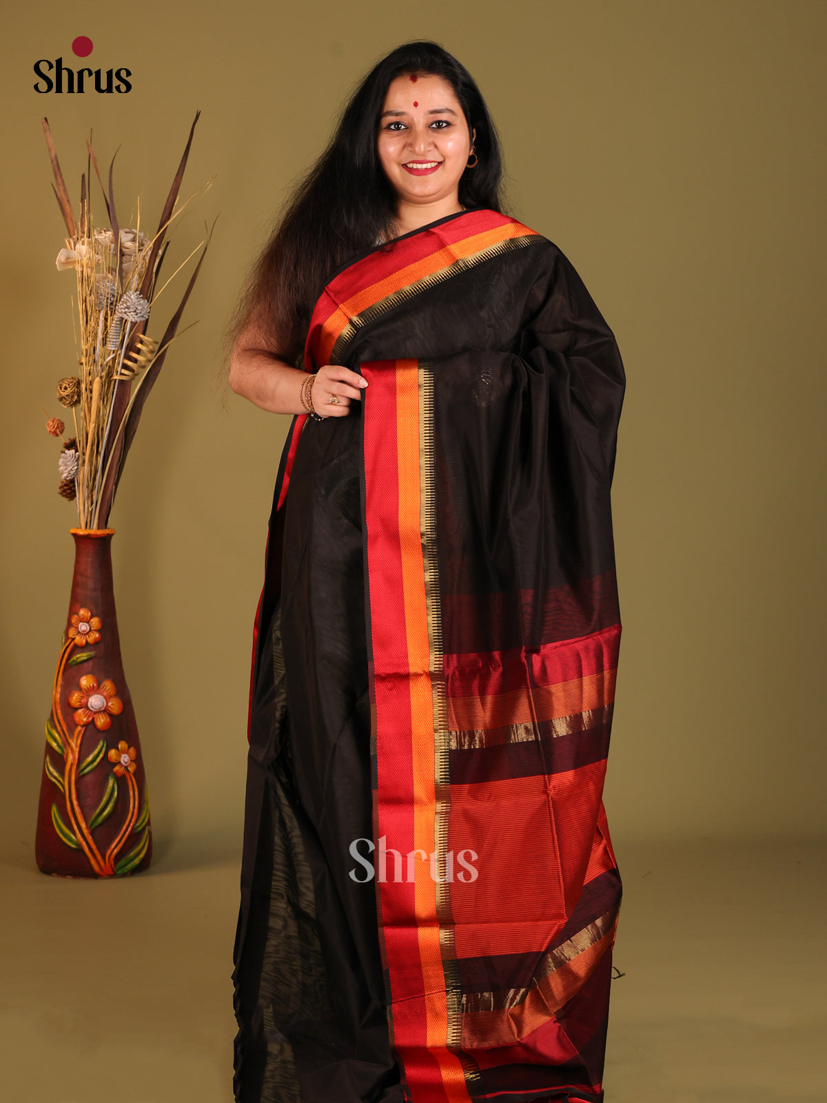 DHS06047 - Maheshwari silkcotton Saree - Shop on Shrus.com