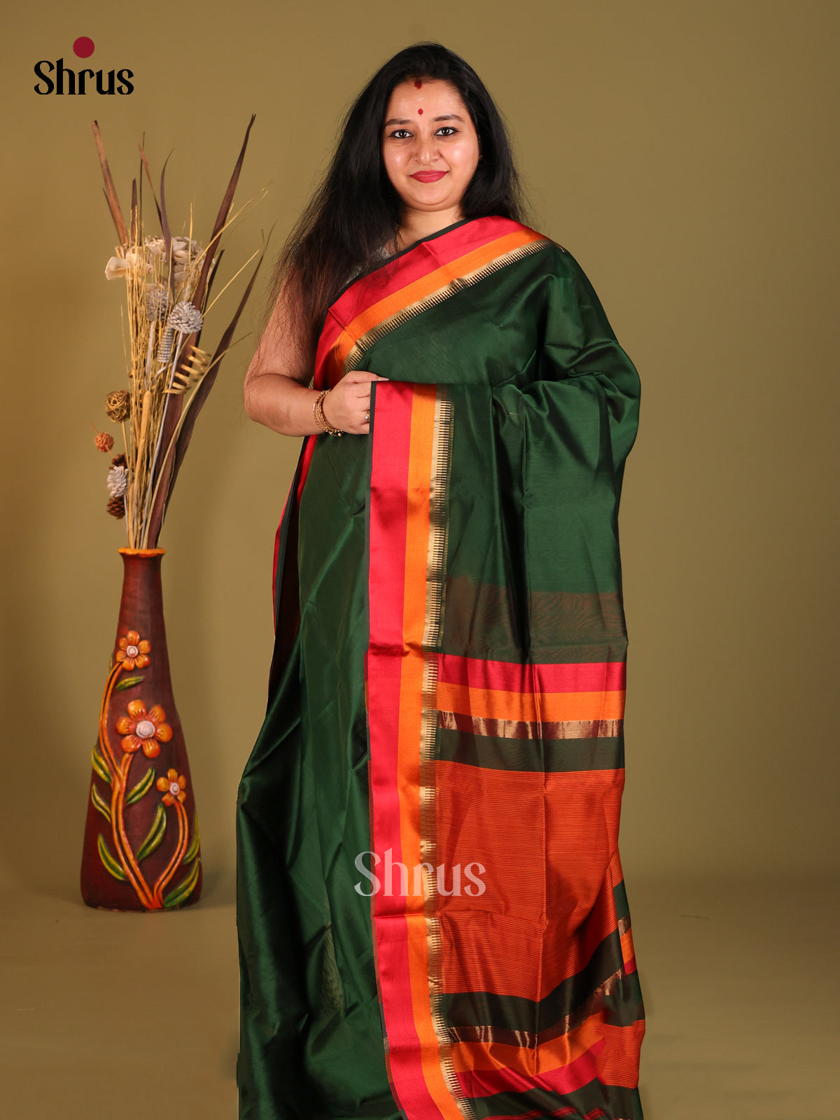 Green & Red- Maheshwari silkcotton Saree - Shop on Shrus.com