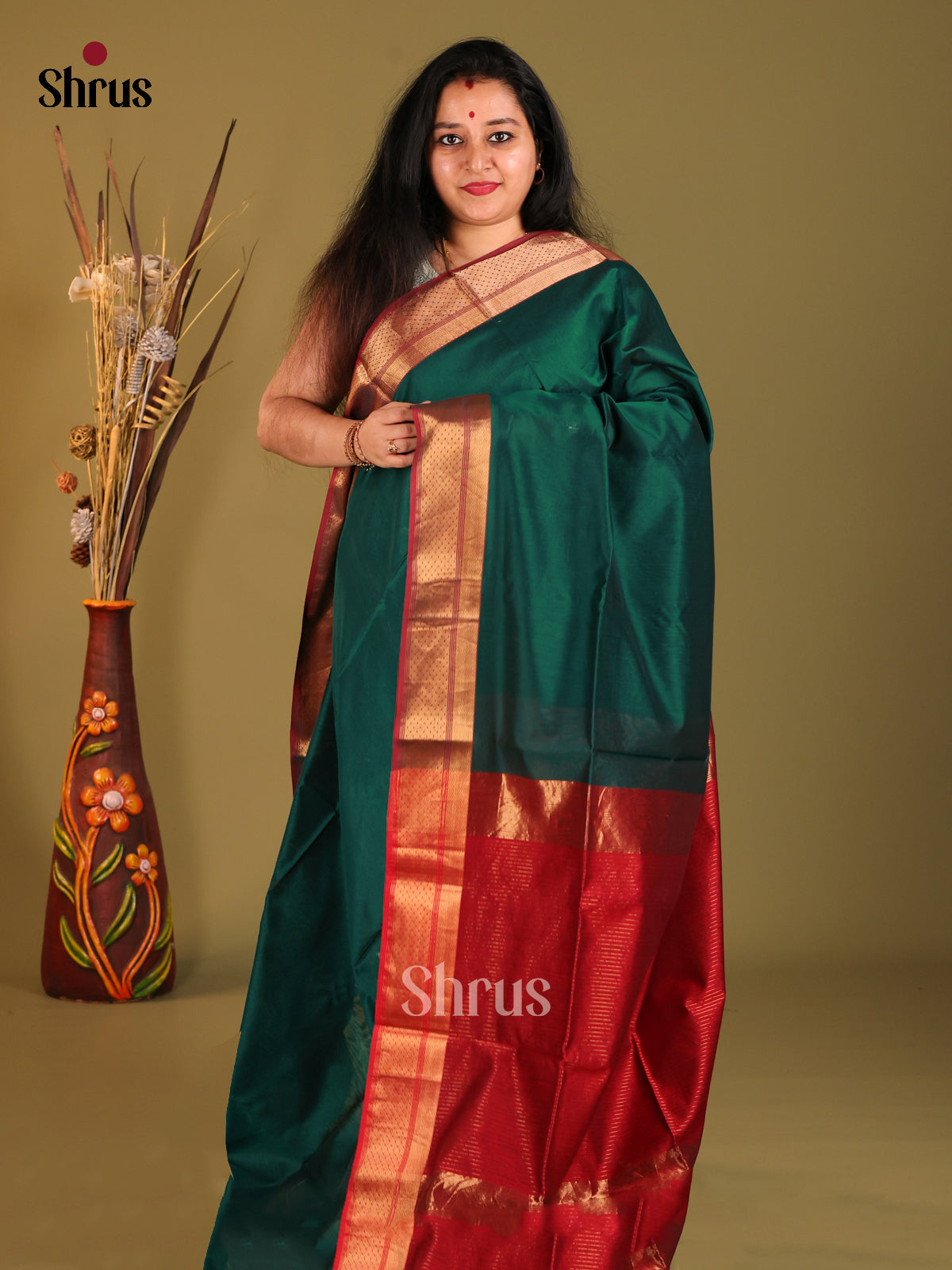 Green & Red - Maheshwari silkcotton Saree - Shop on Shrus.com
