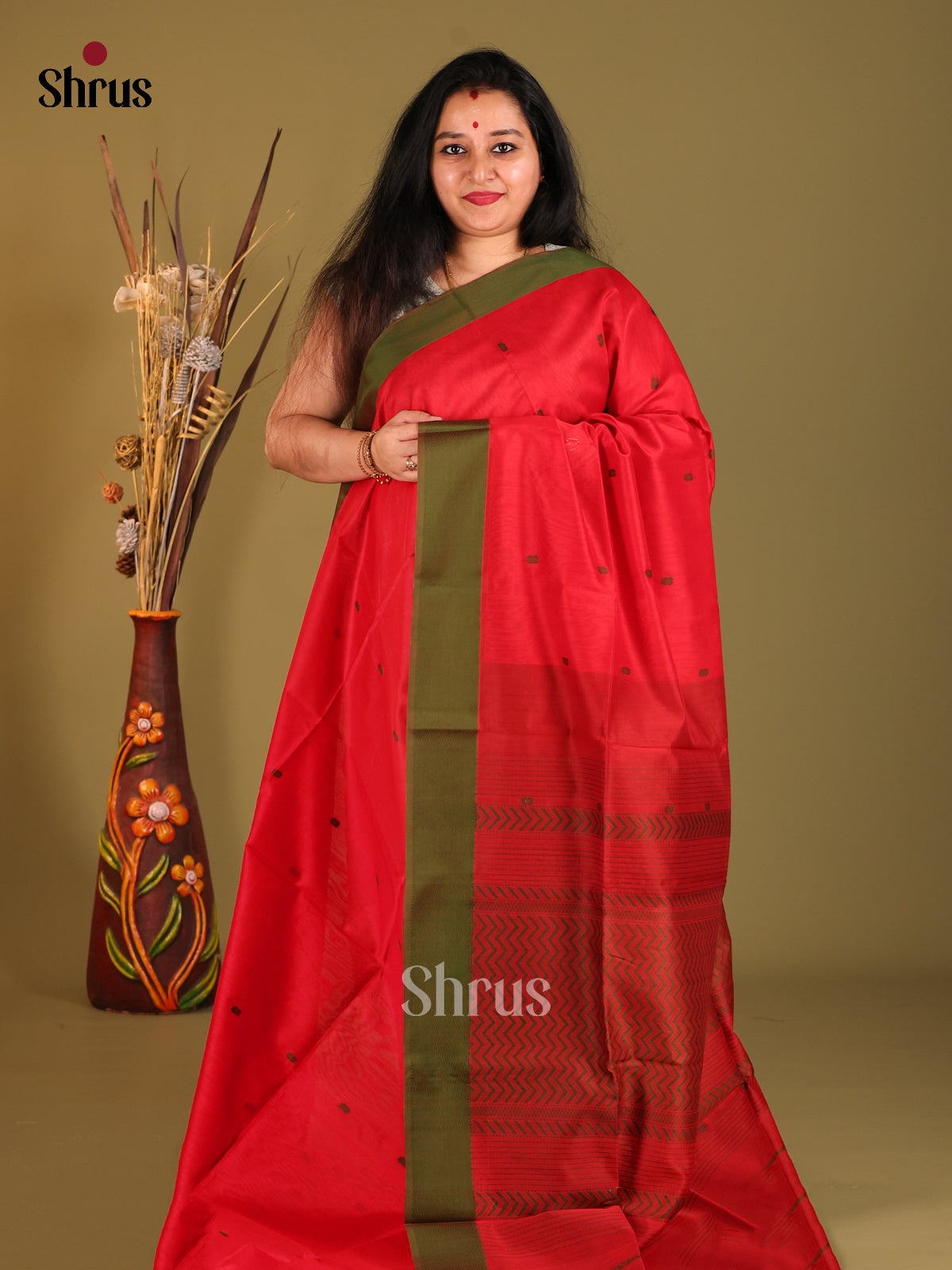 Red & Green - Maheshwari silkcotton Saree