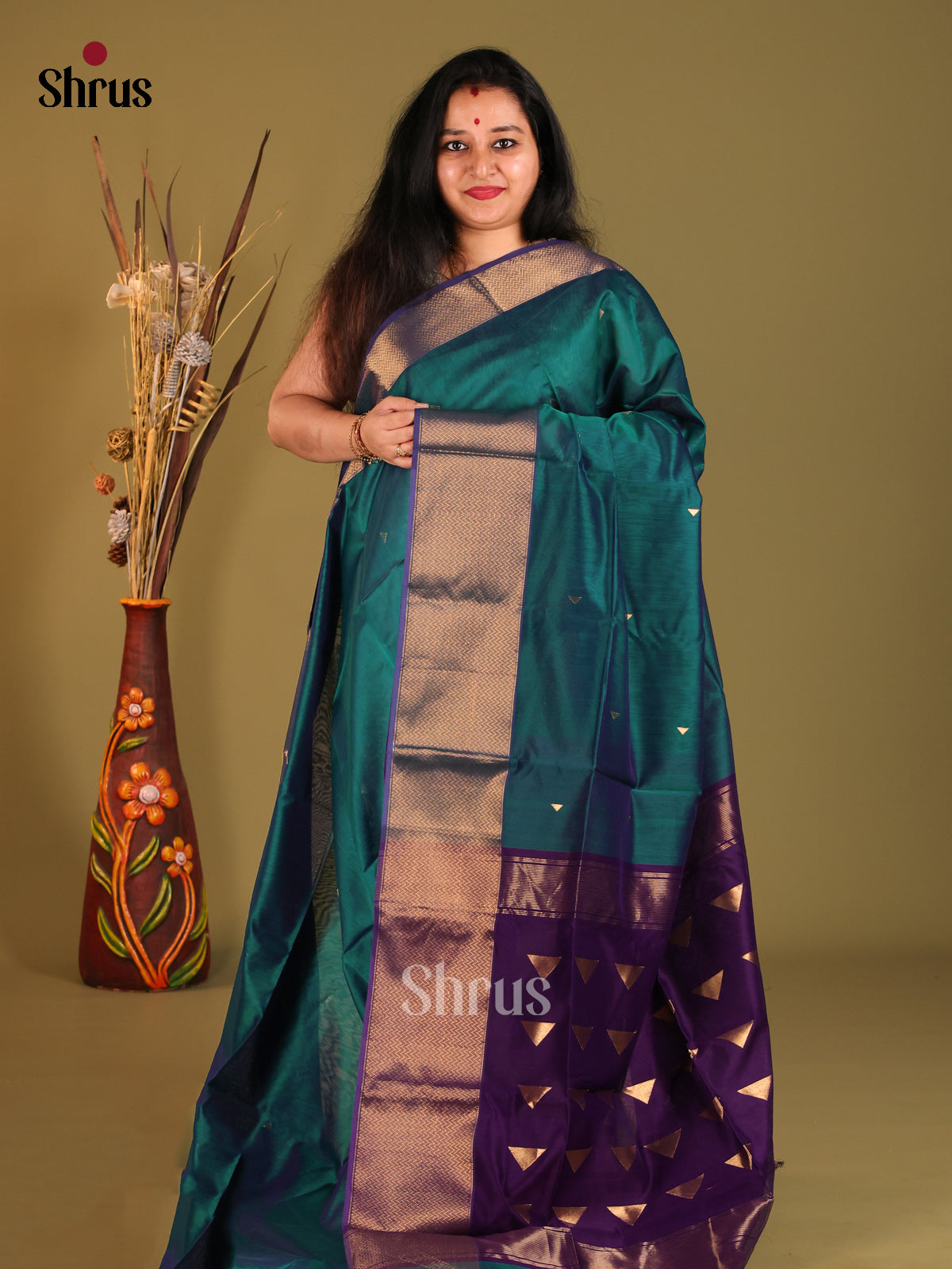 DHS06359 - Maheshwari silkcotton Saree - Shop on Shrus.com