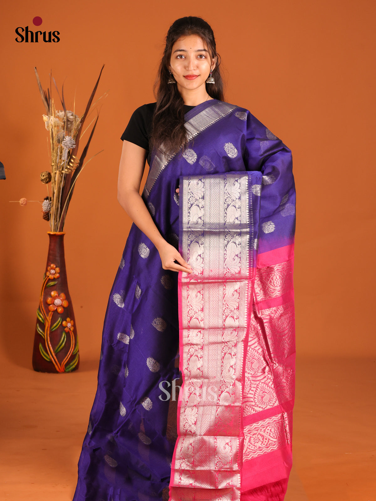 Blue & Red Mangalagiri silkcotton Saree with gold zari floral buttas