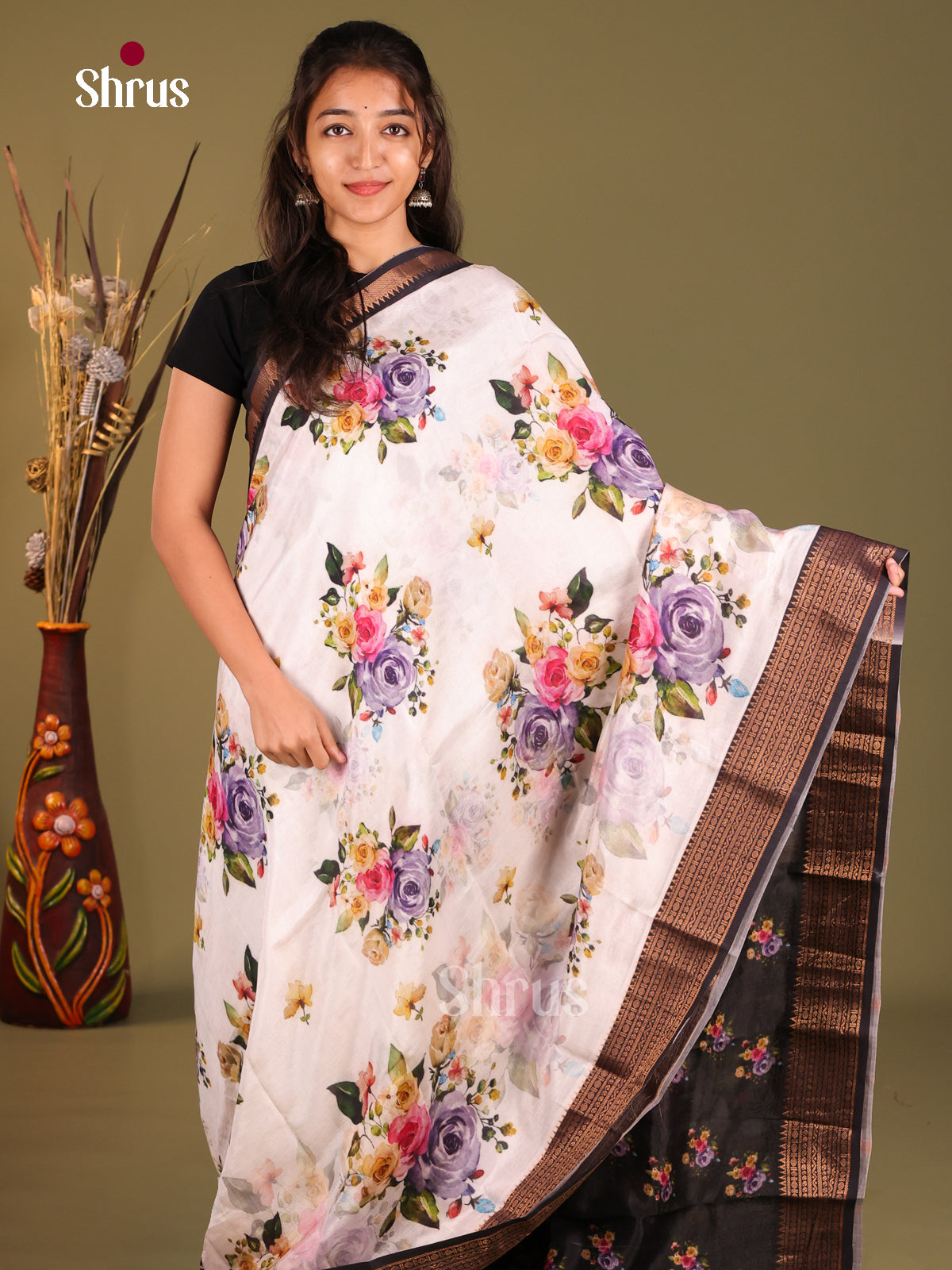 Cream & Black - Mangalagiri printed silkcotton Saree
