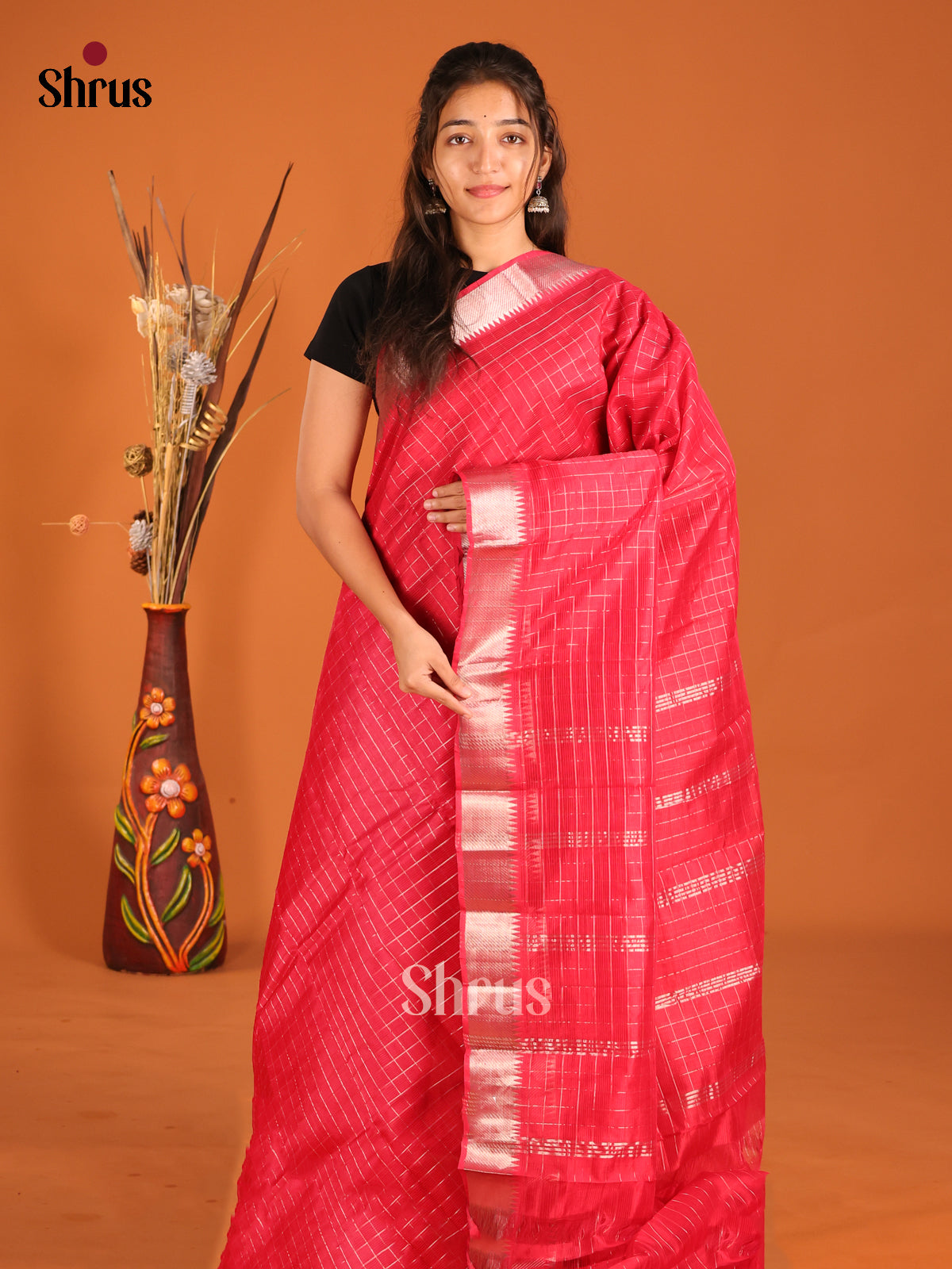 Red single tone Mangalagiri silkcotton Saree with zari checks