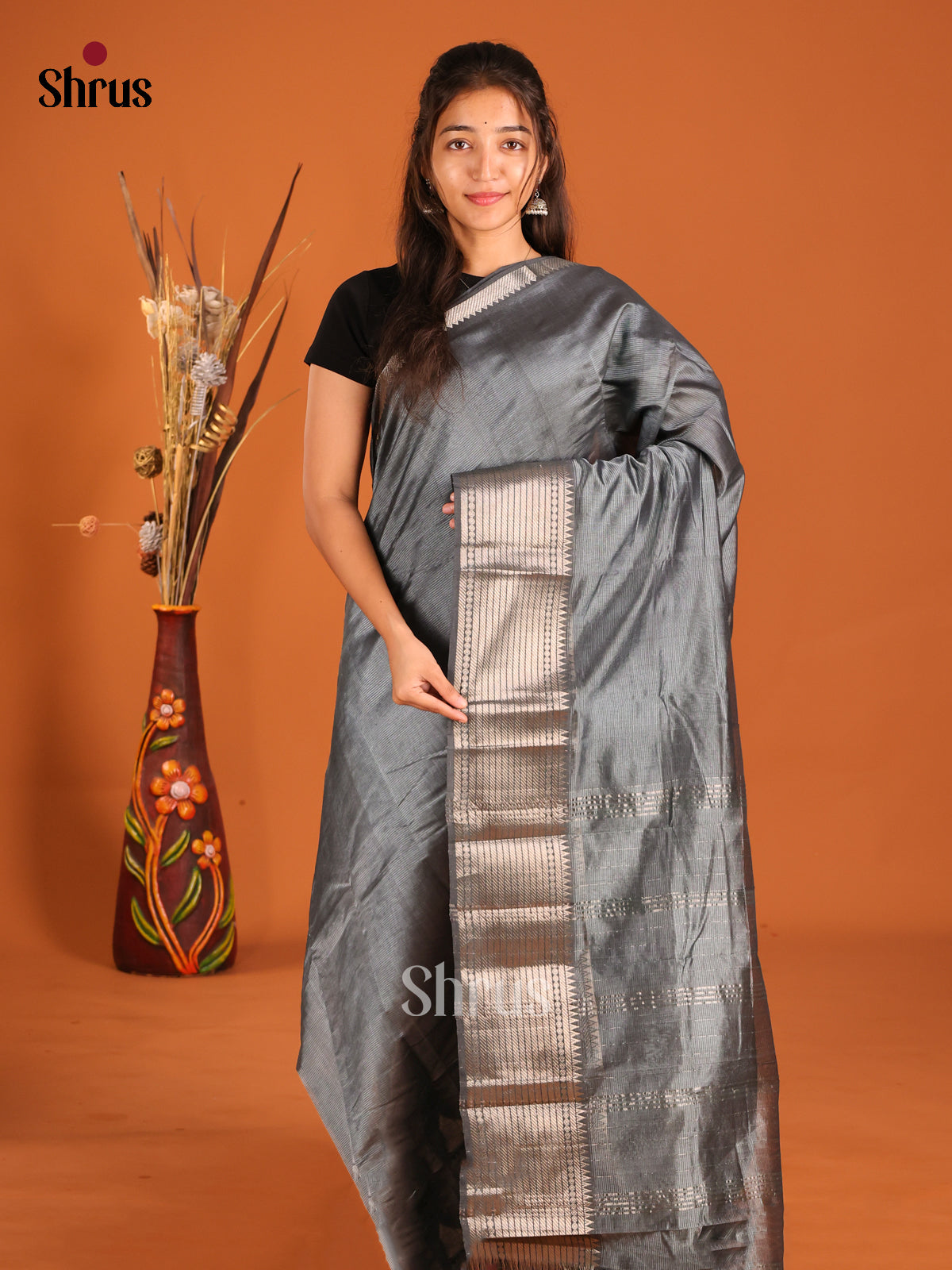 Grey single Tone Mangalagiri silkcotton Saree with self zari border