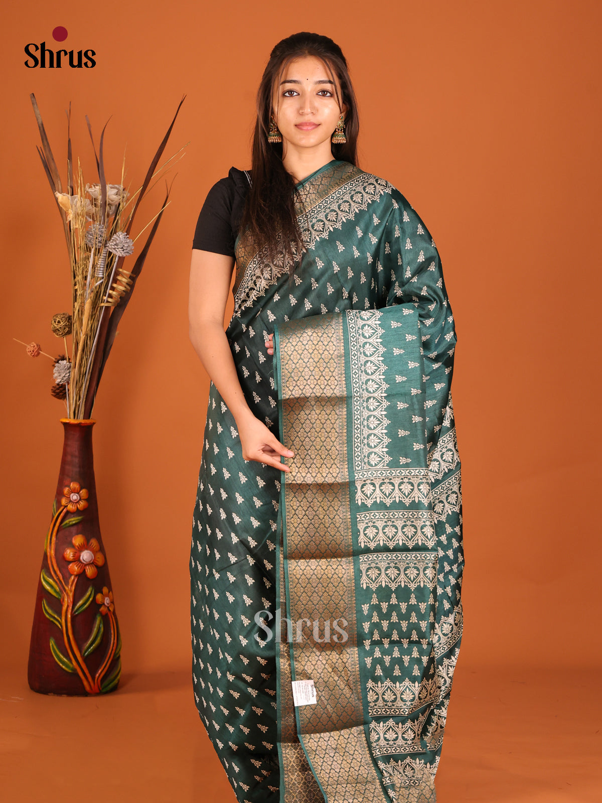 DHS06463 - Semi Crepe Saree - Shop on Shrus.com