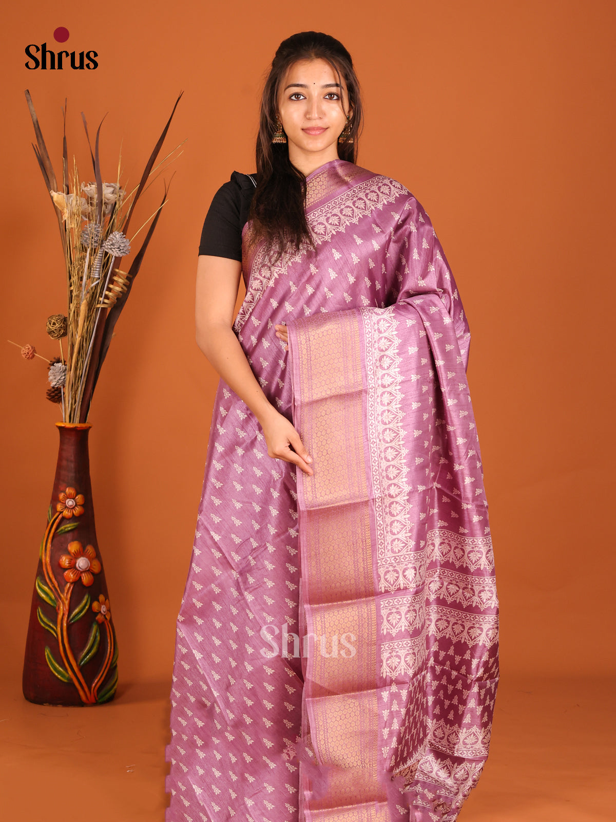 DHS06490 - Semi Crepe Saree - Shop on Shrus.com