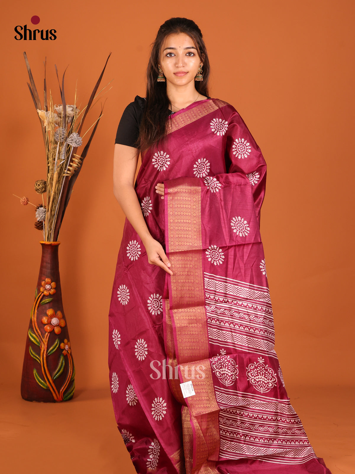 DHS06507 - Semi Crepe Saree - Shop on Shrus.com