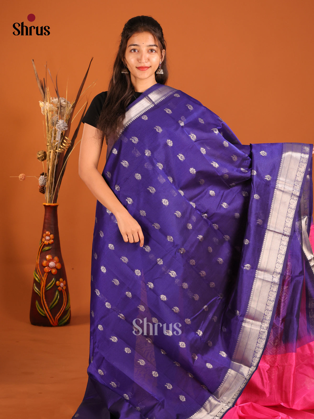 Blue & Pink - Mangalagiri silkcotton Saree gleams with peacock buttas -1