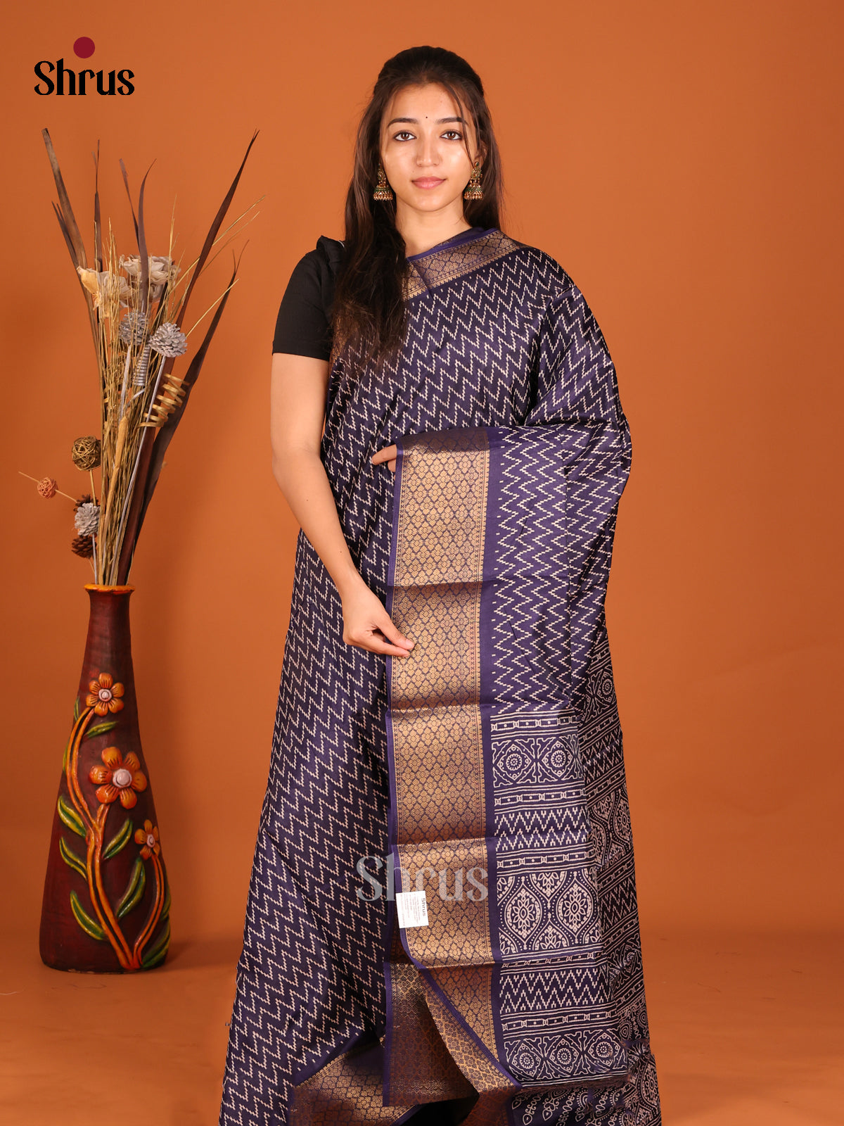 DHS07025 - Semi Crepe Saree - Shop on Shrus.com